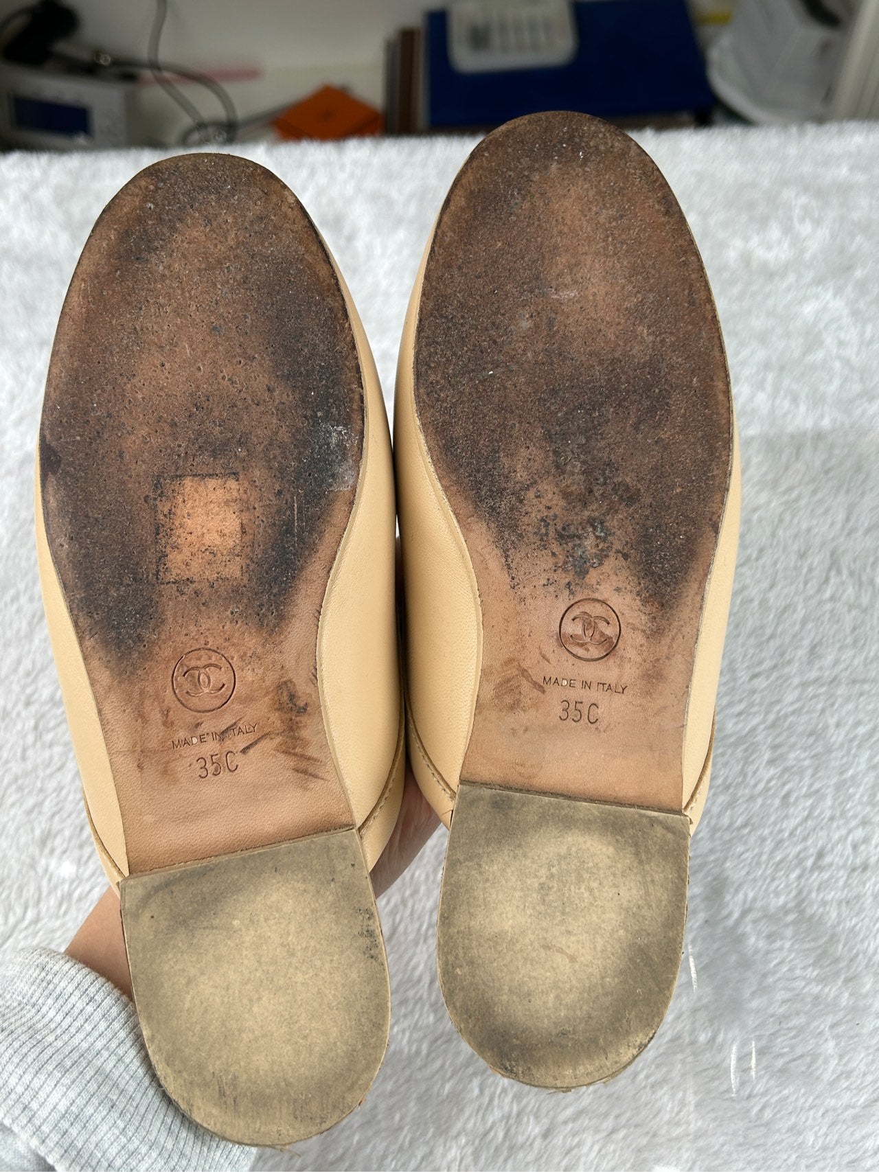 Chanel Flat shoes