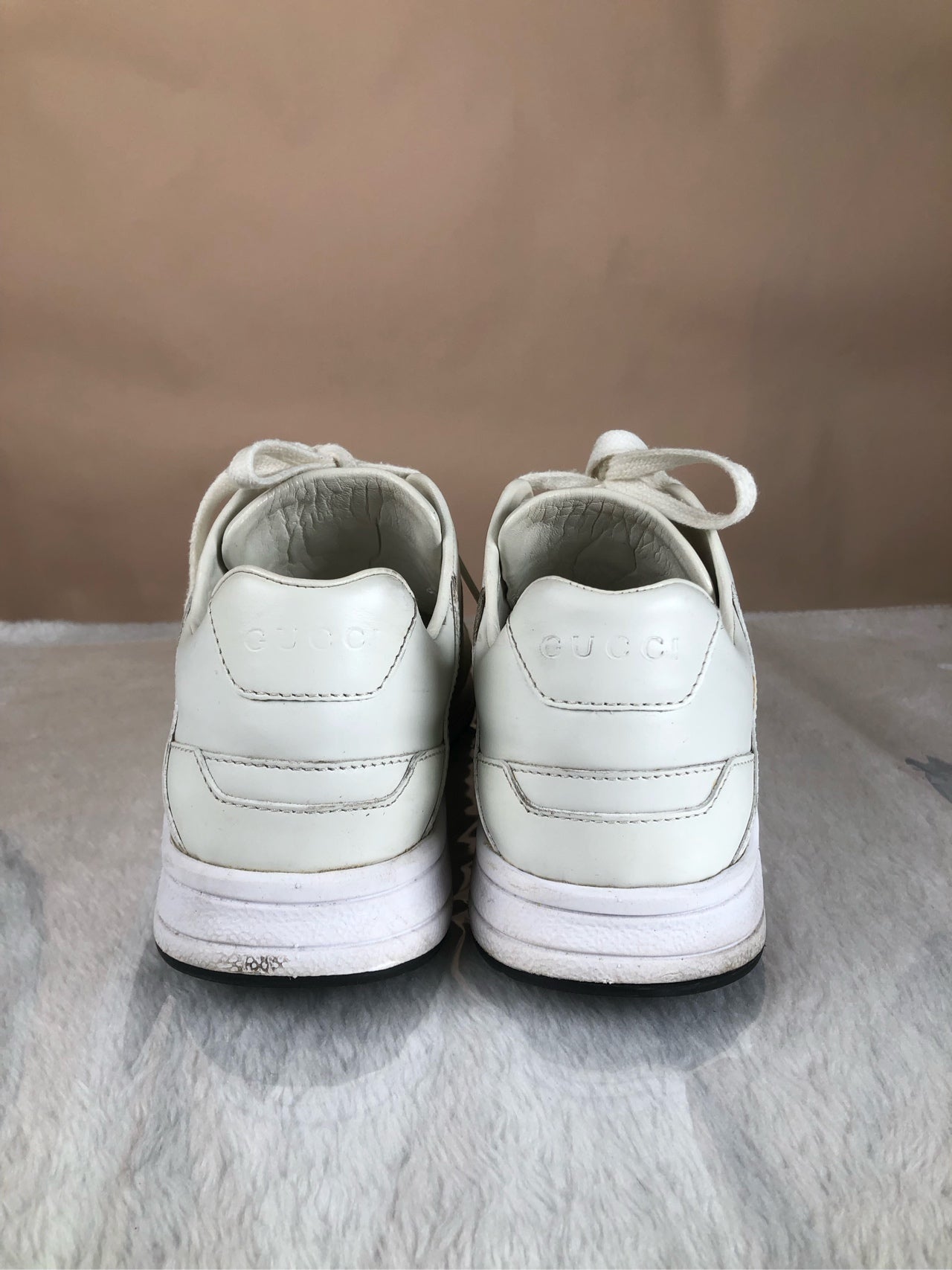 Gucci White Athletic sneakers