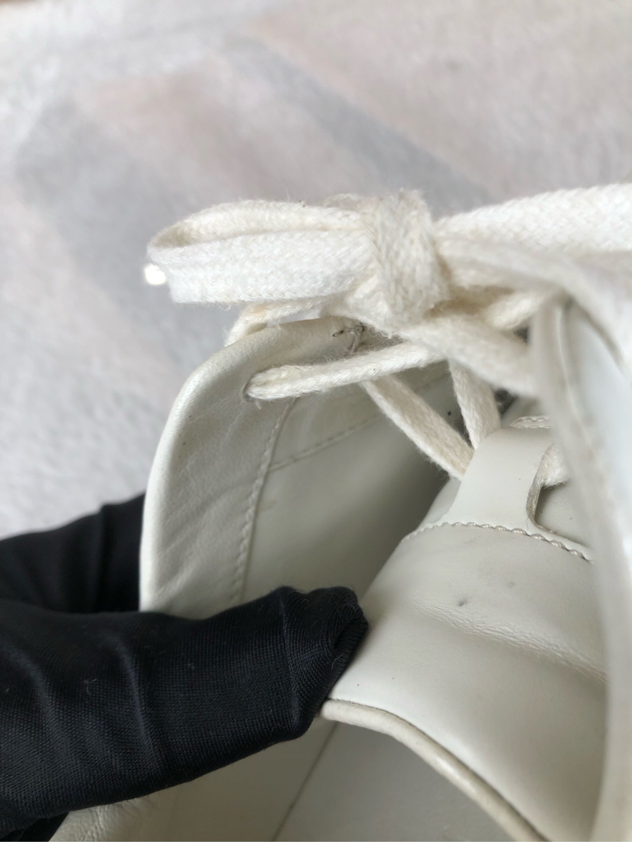 Gucci White Athletic sneakers