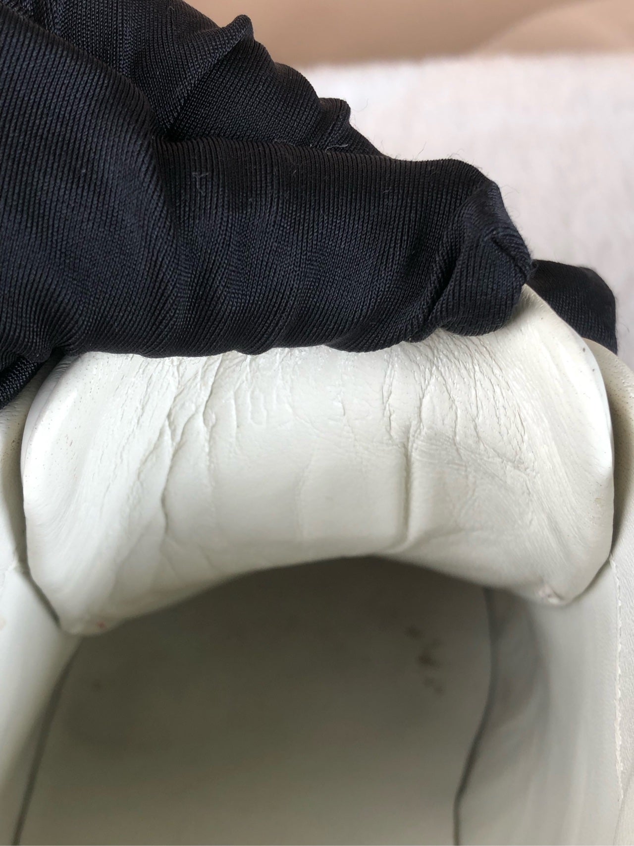 Gucci White Athletic sneakers