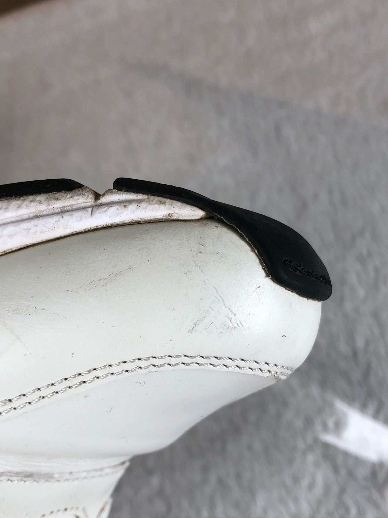 Gucci White Athletic sneakers