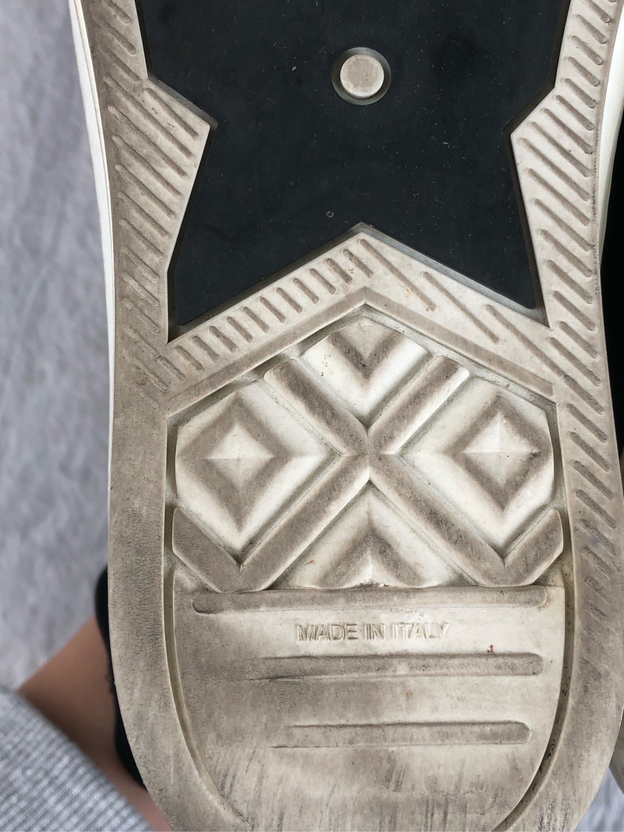 Dior Skate shoes