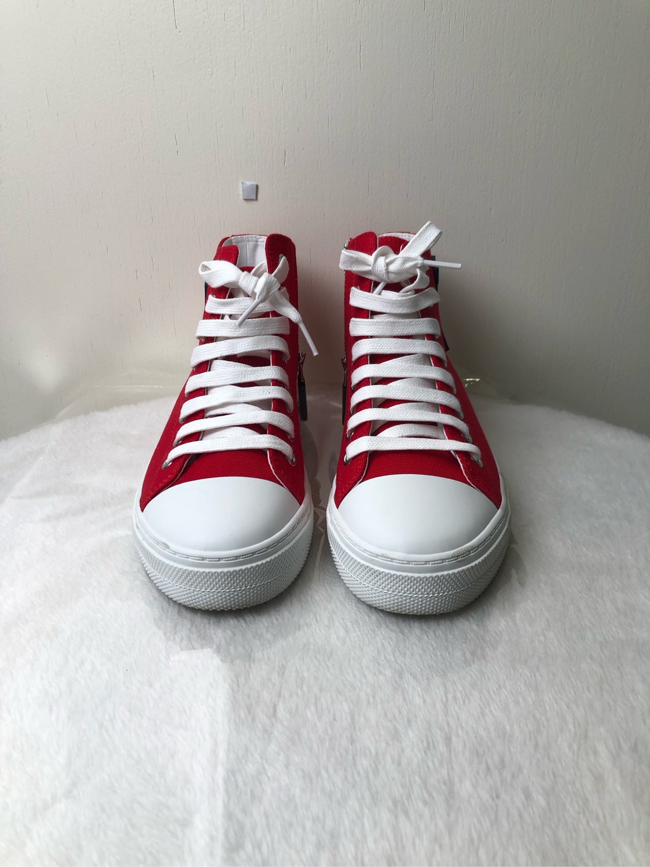 Burberry Canvas Red