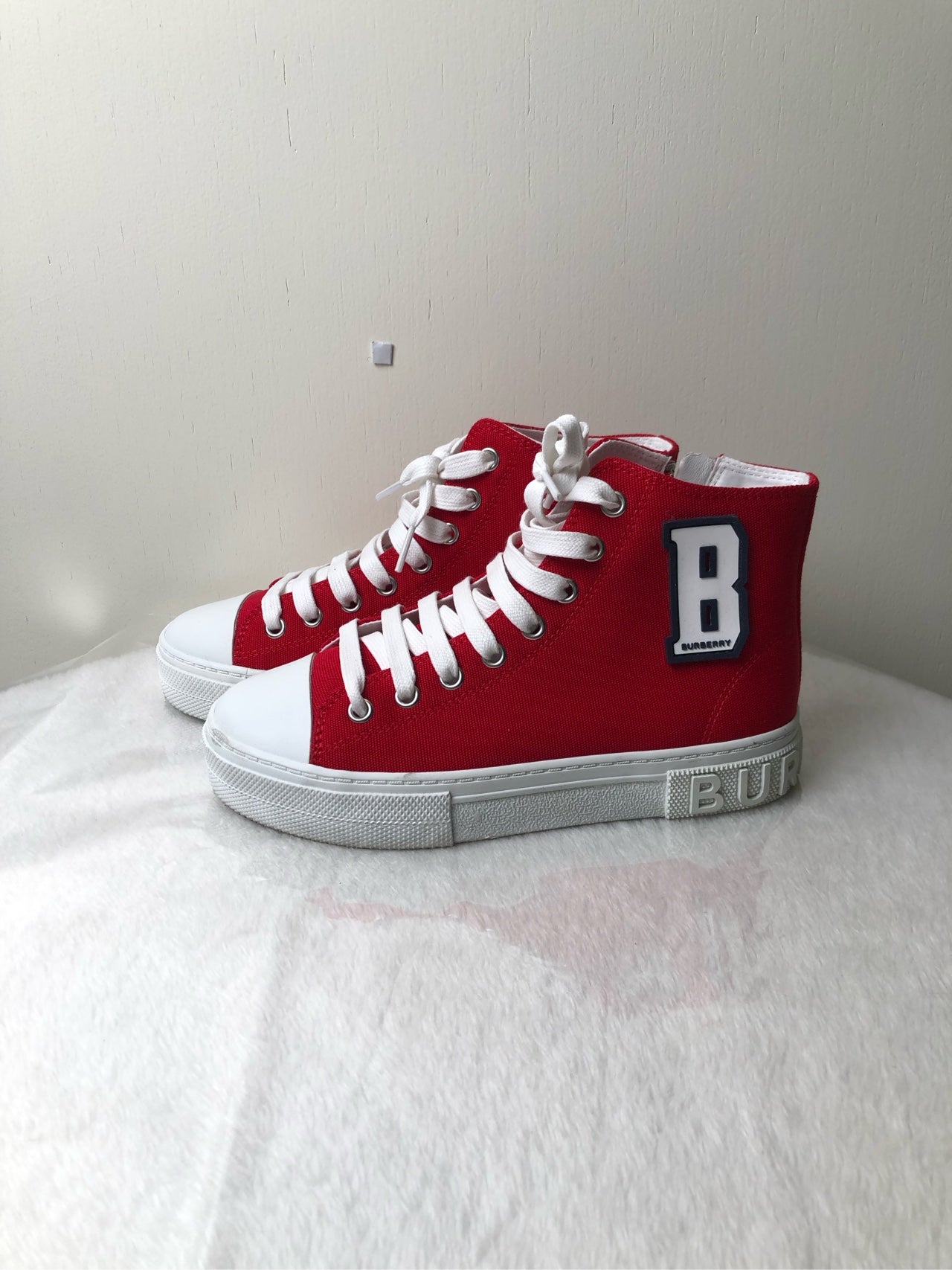 Burberry Canvas Red