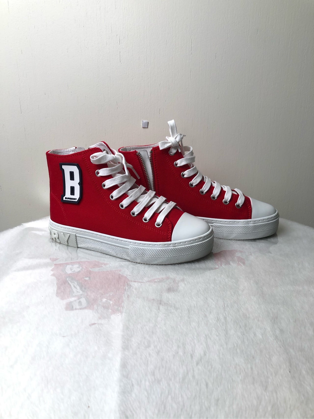 Burberry Canvas Red