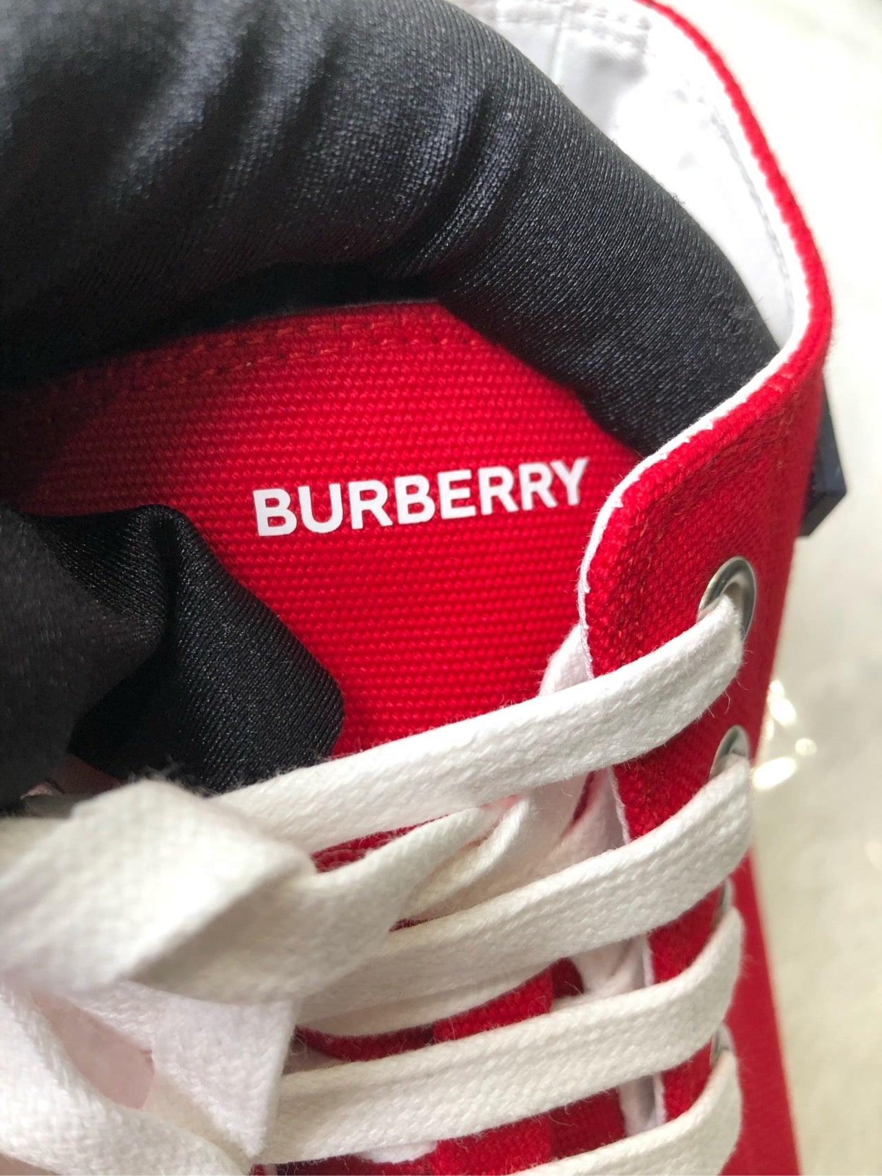 Burberry Canvas Red