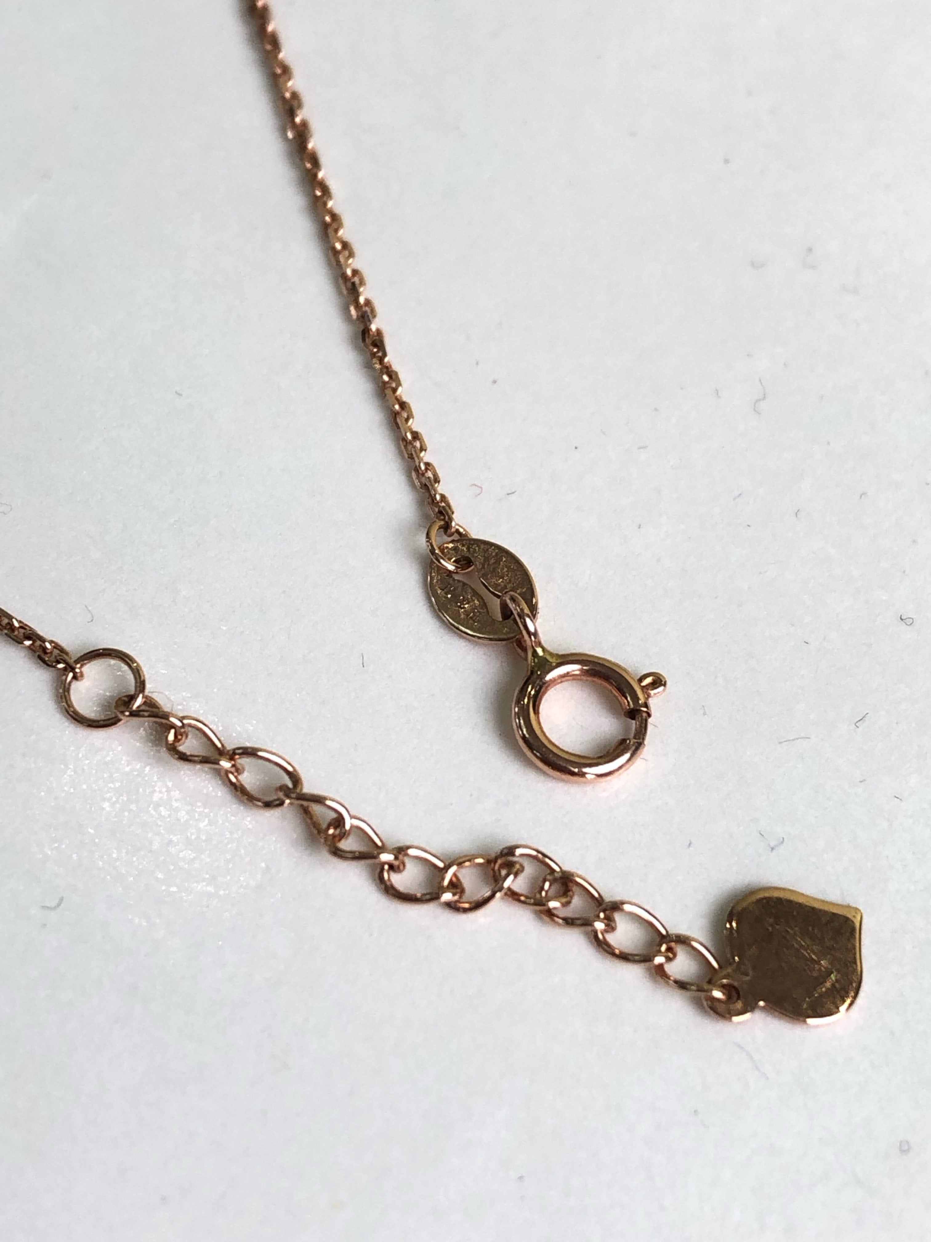 空白 Necklace