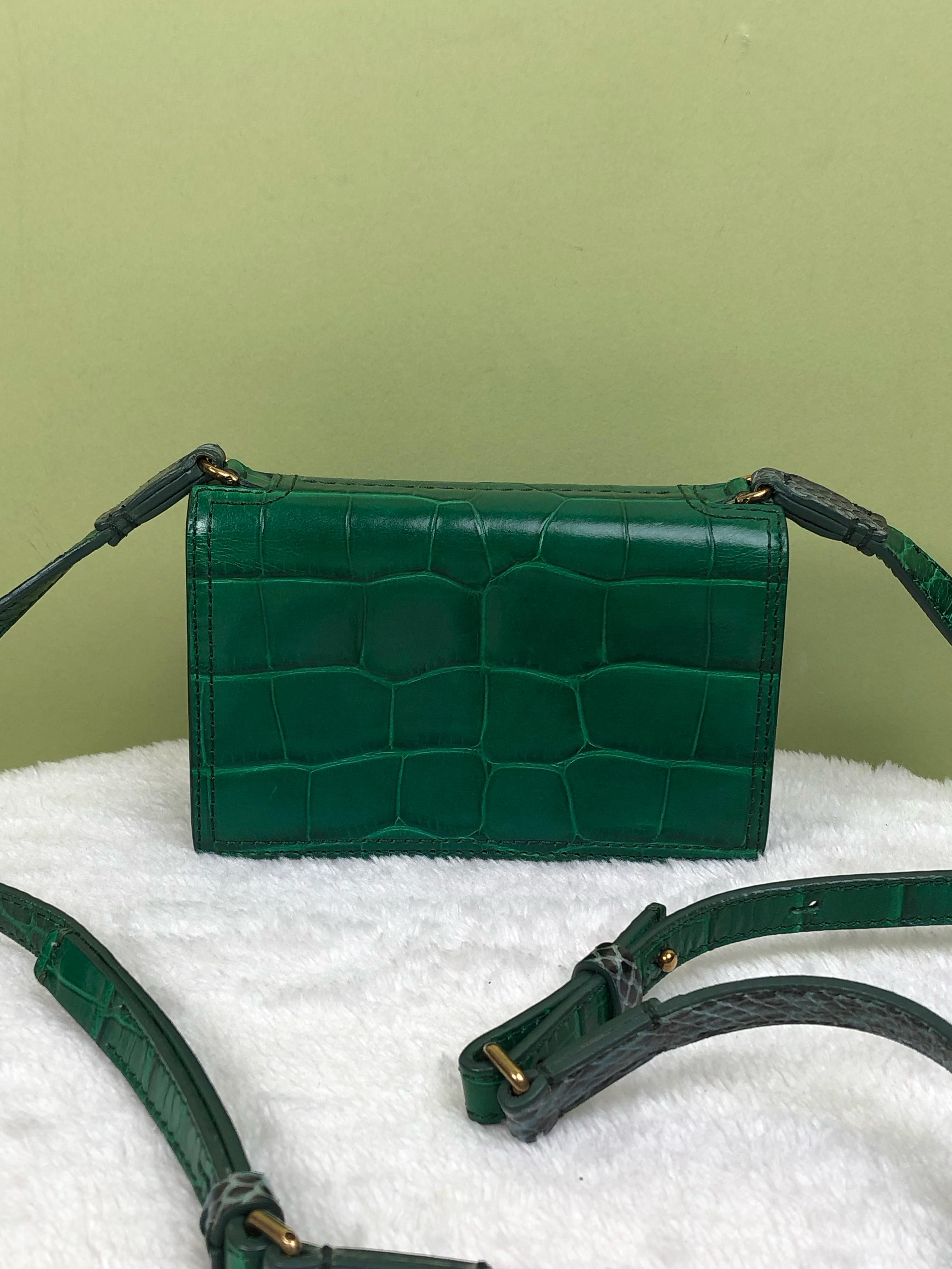 空白 Green Crossbody