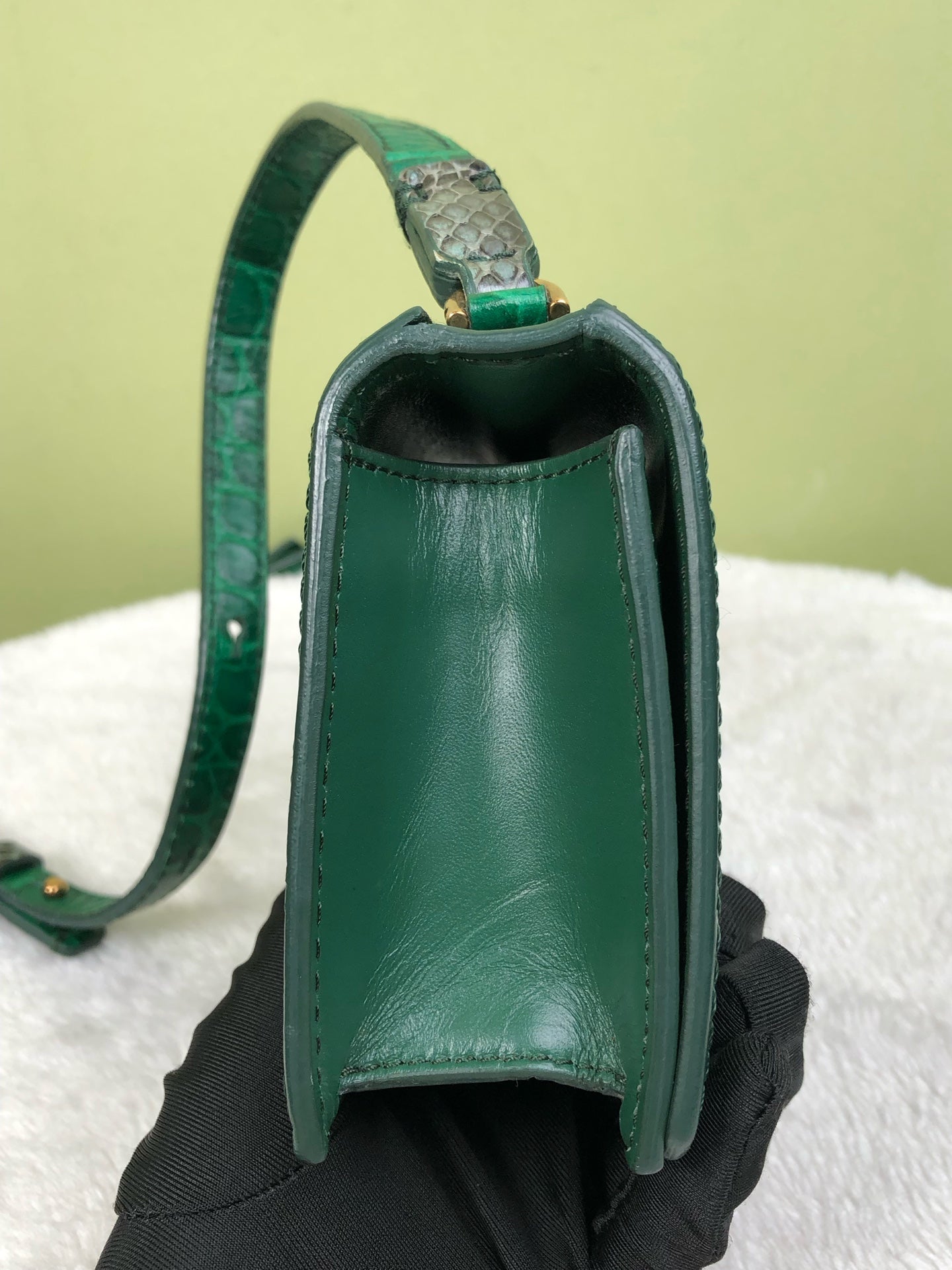 空白 Green Crossbody