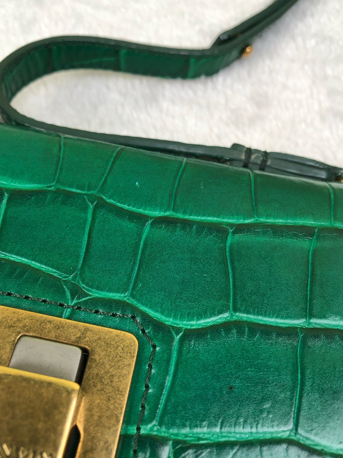 空白 Green Crossbody
