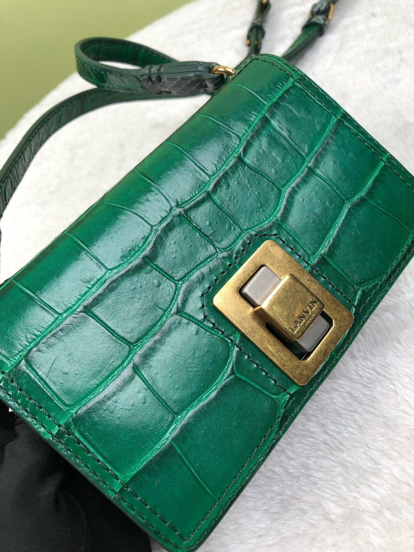 空白 Green Crossbody