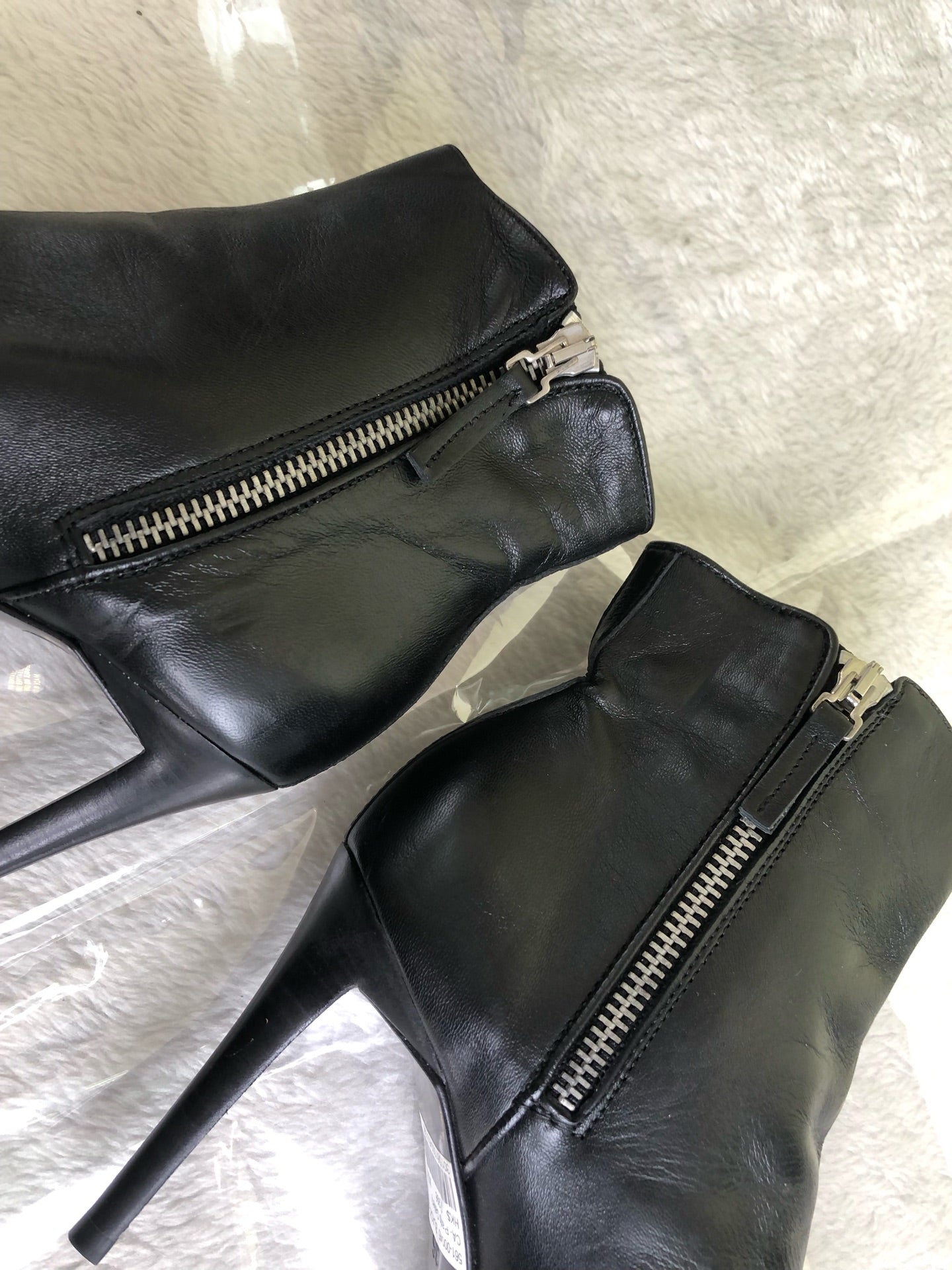 空白 Black Ankle boots