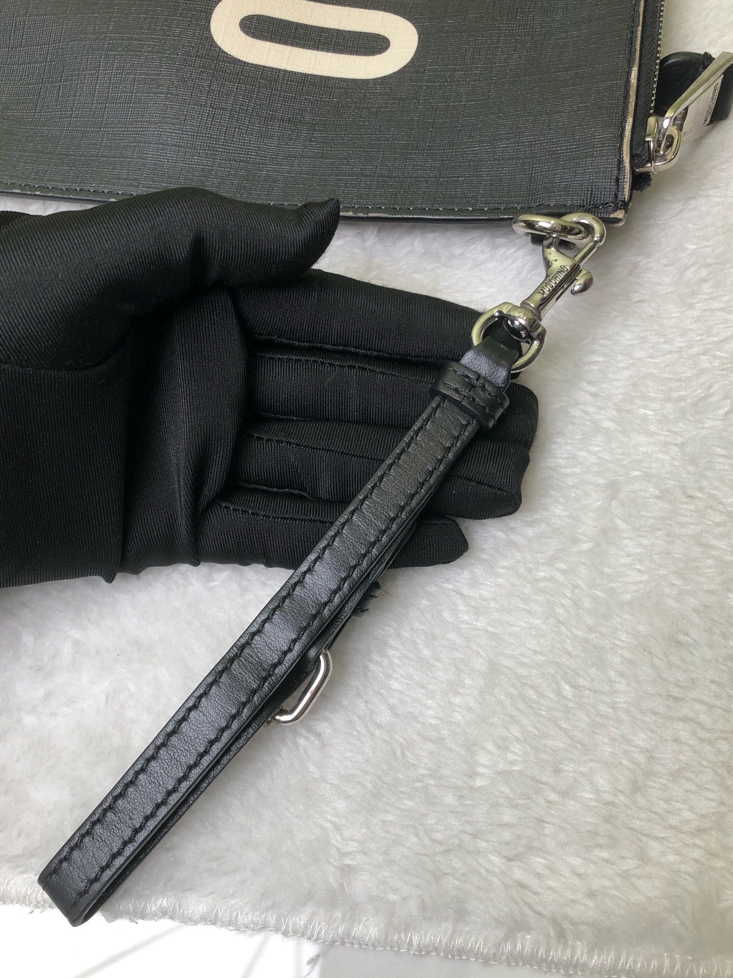 空白 Clutch