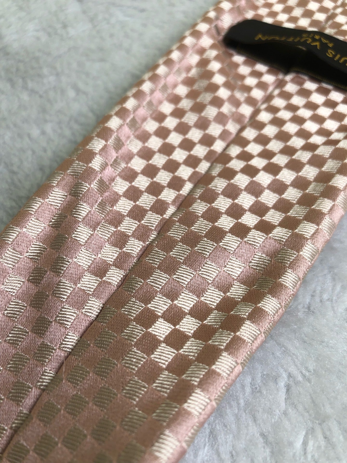 Louis Vuitton Pink Necktie