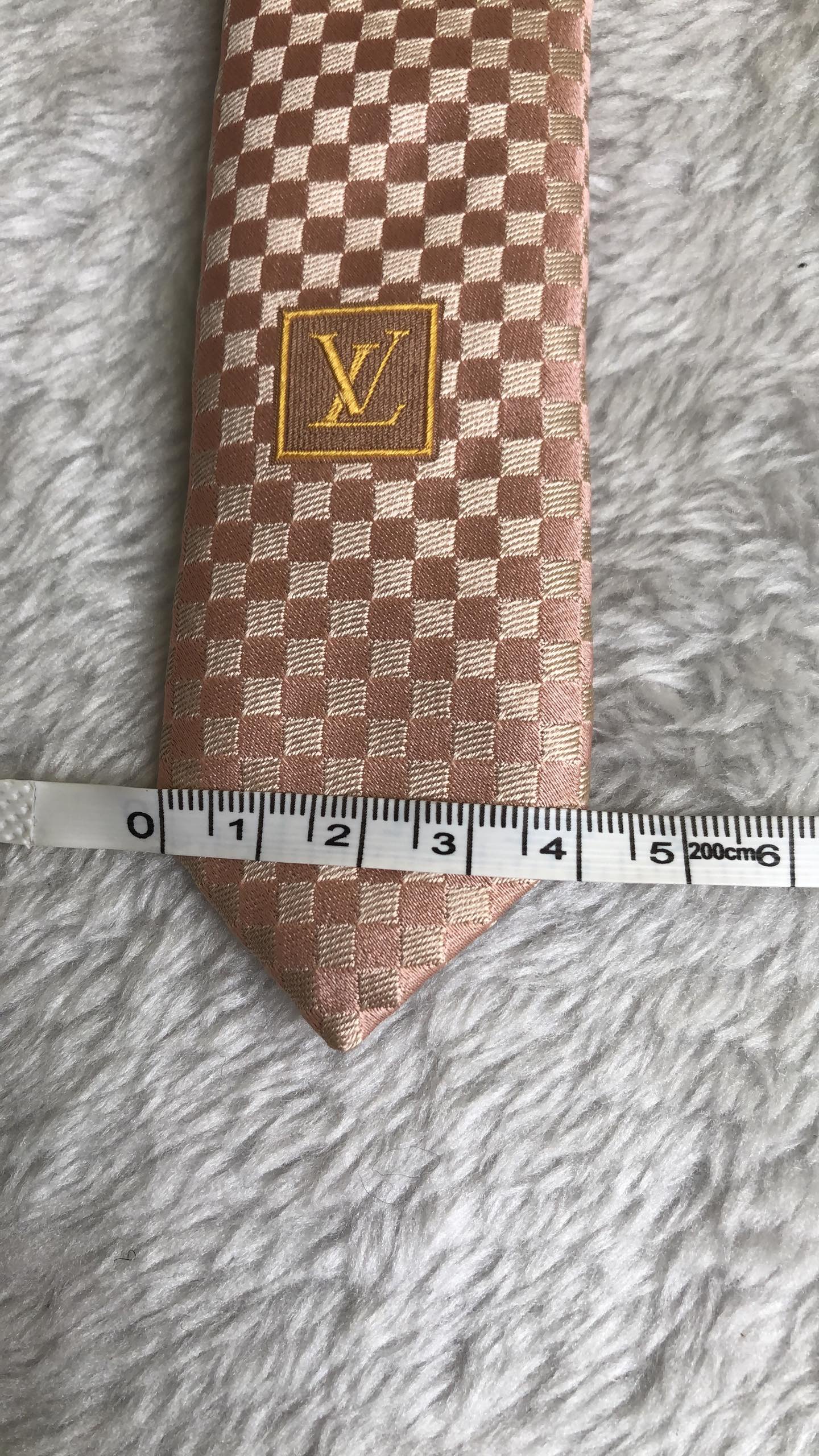 Louis Vuitton Pink Necktie