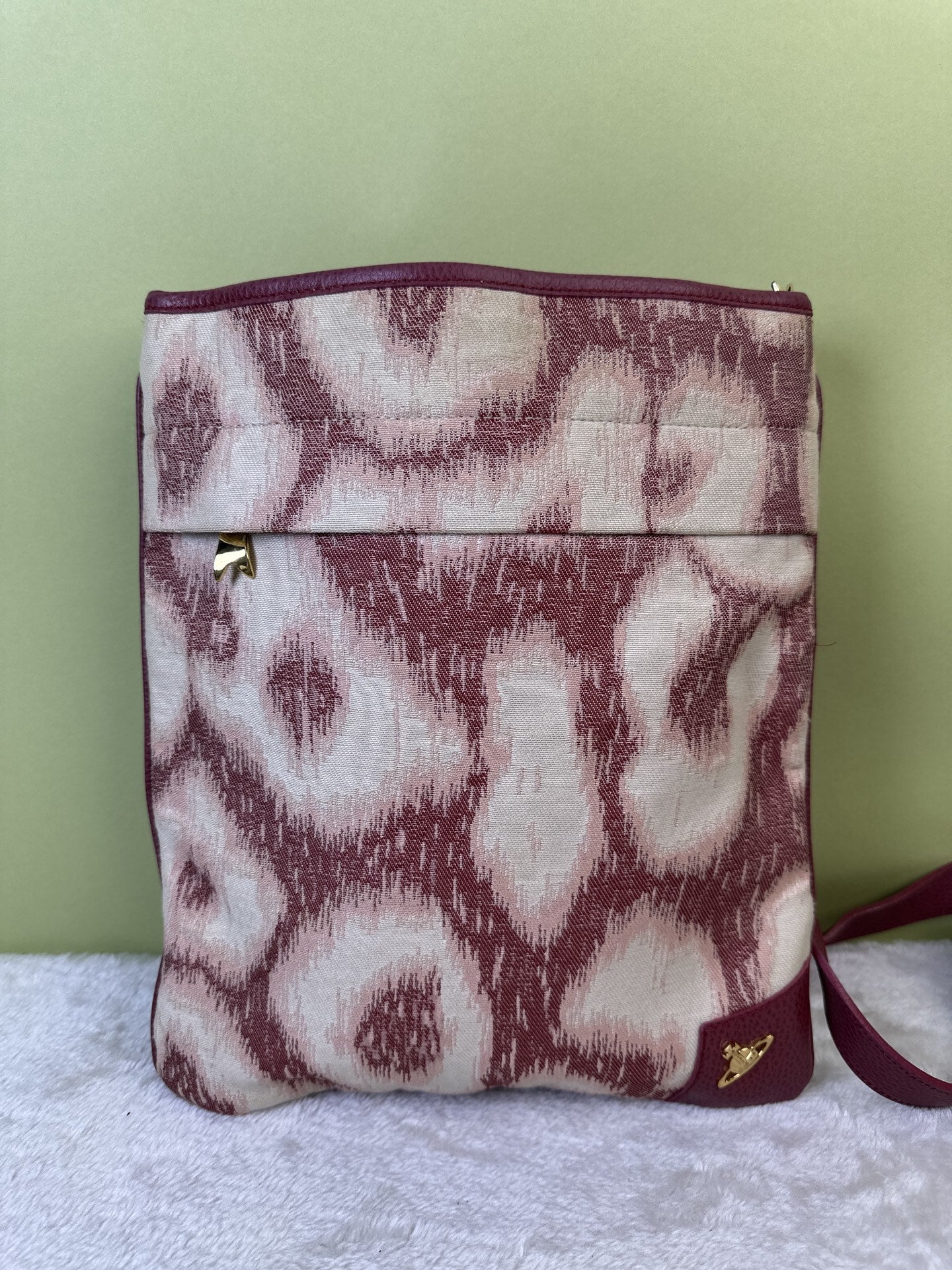 空白 Pink Crossbody