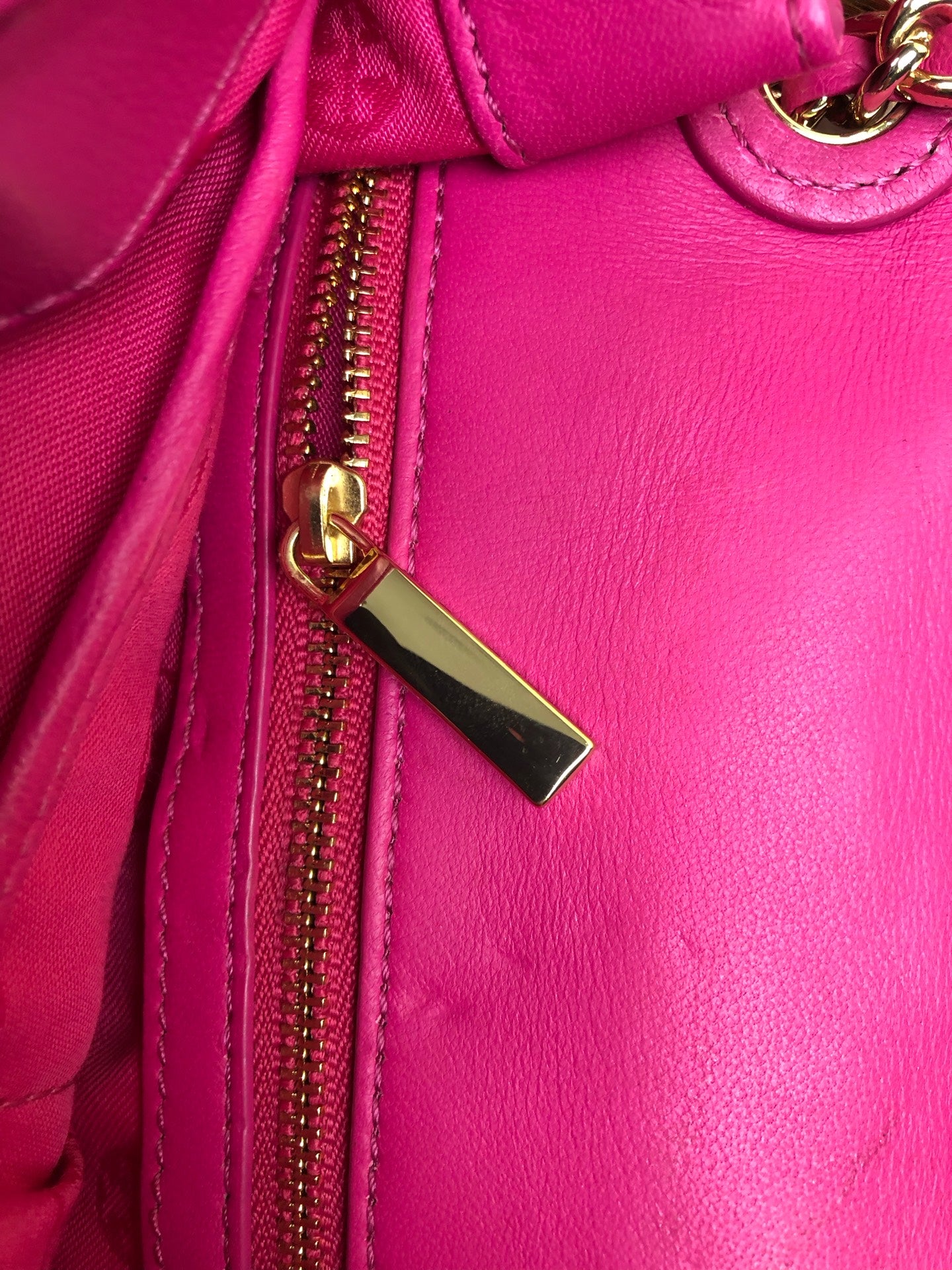空白 Red Shoulder Bag