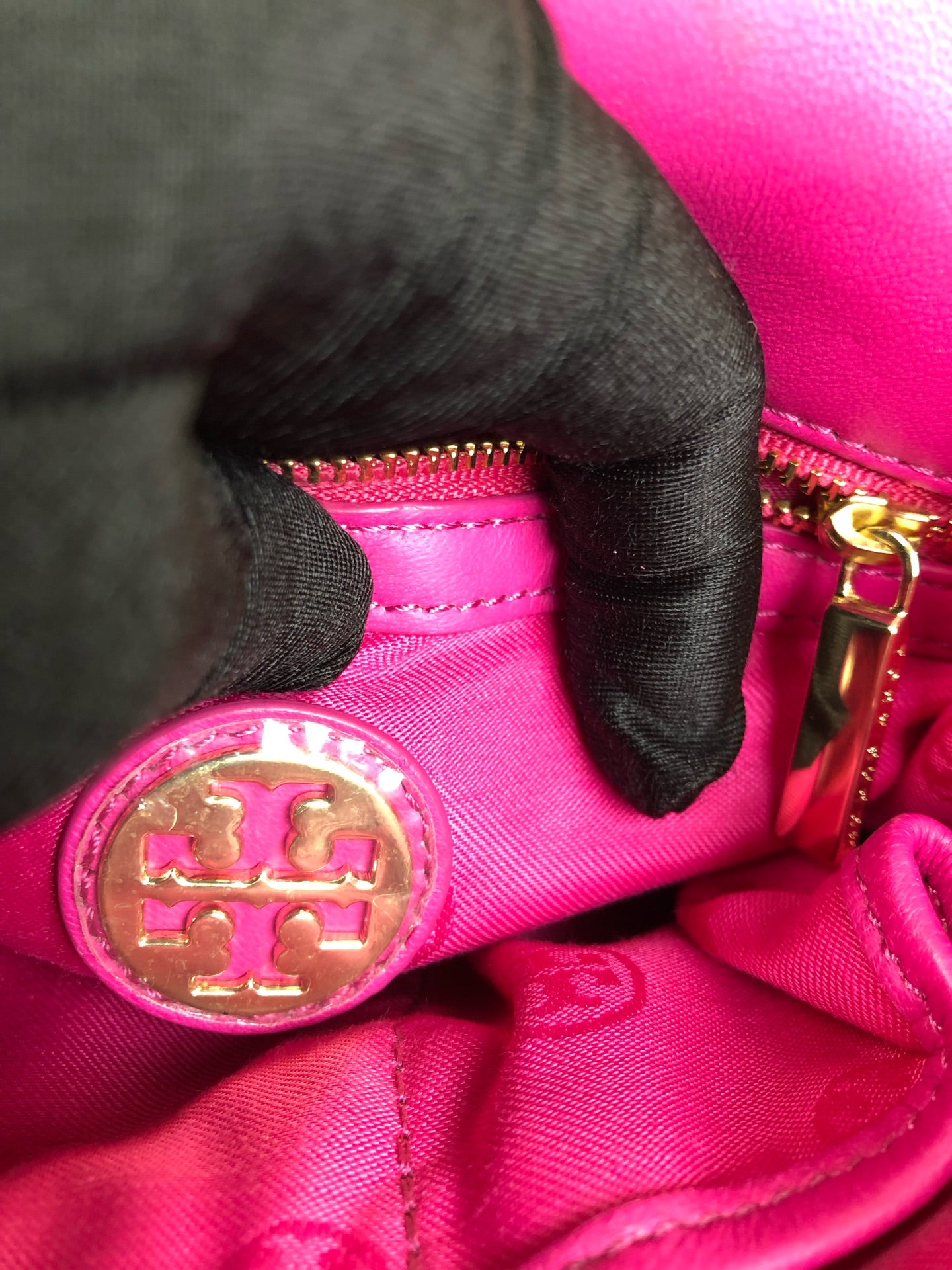 空白 Red Shoulder Bag