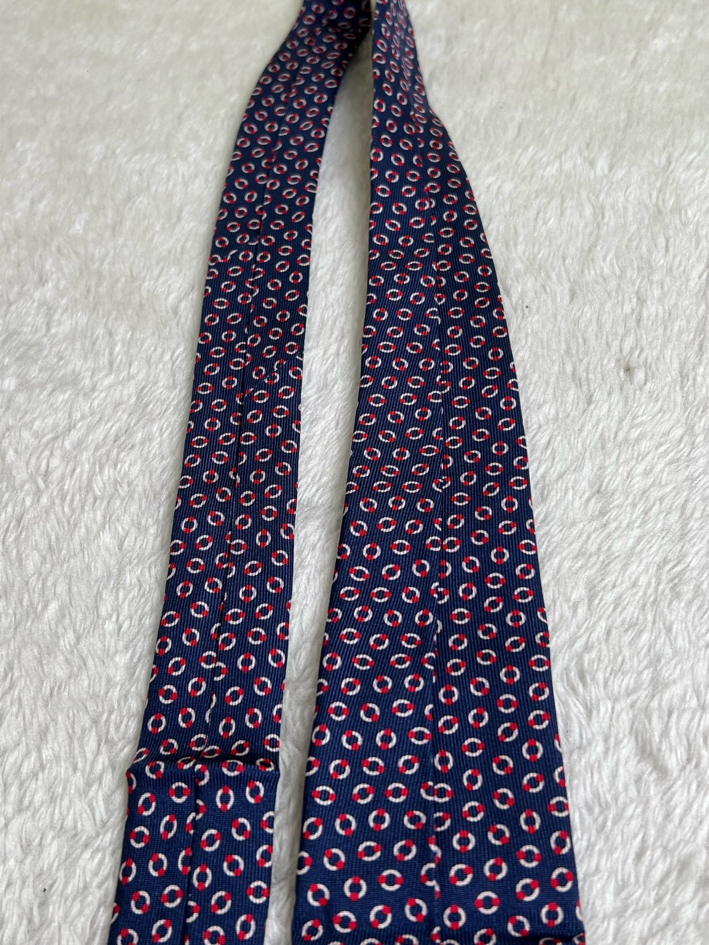 空白 Necktie