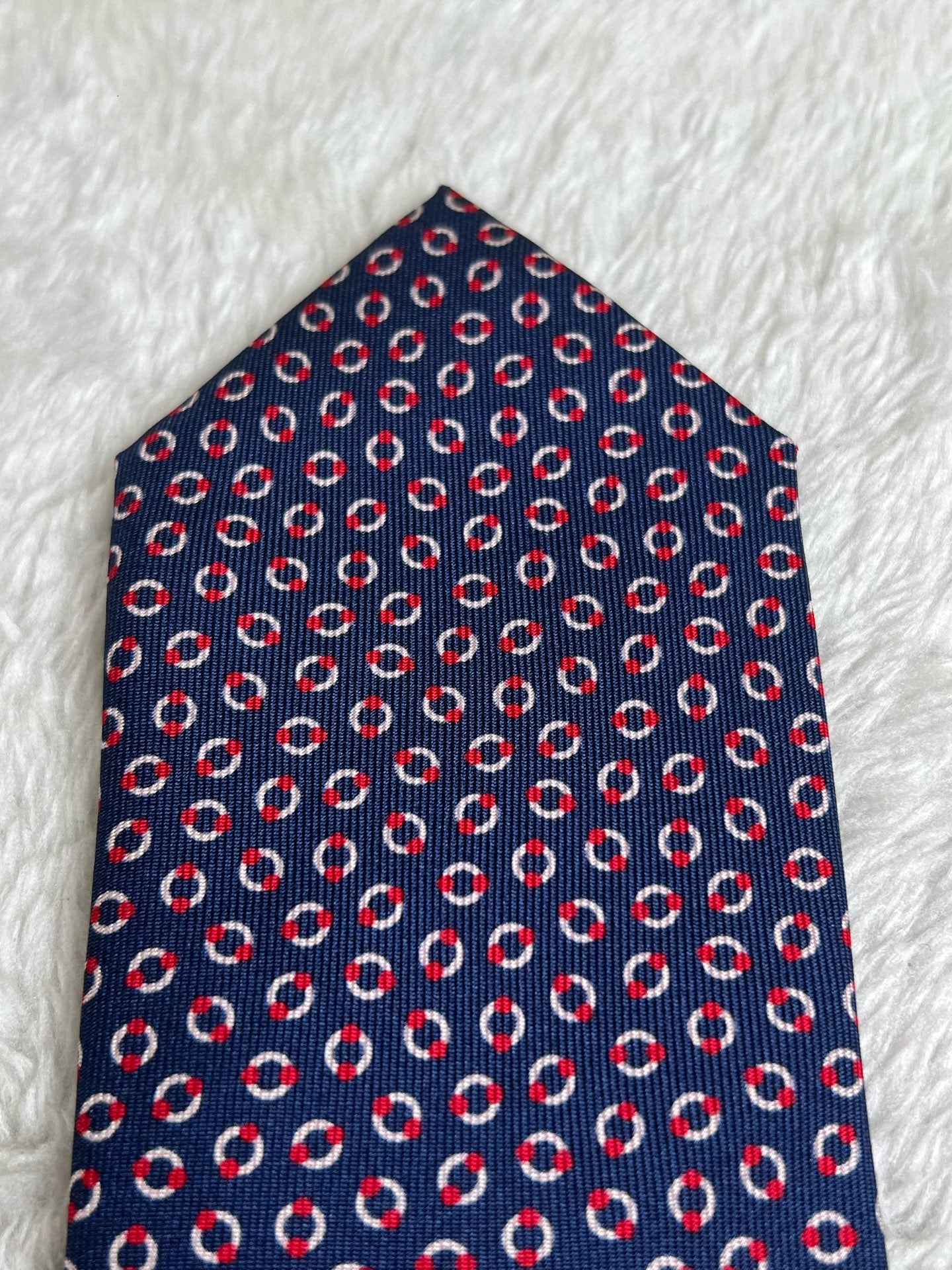 空白 Necktie