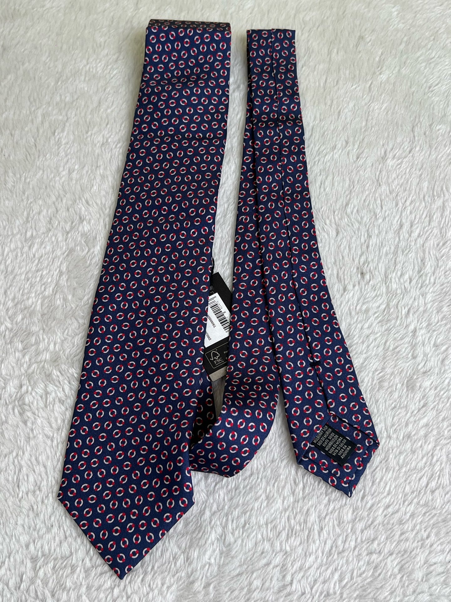 空白 Necktie