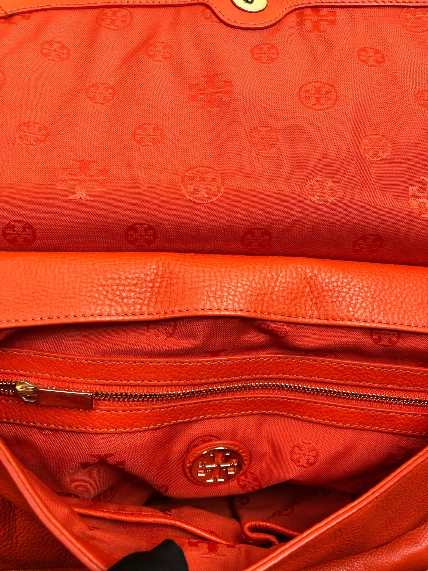空白 Orange