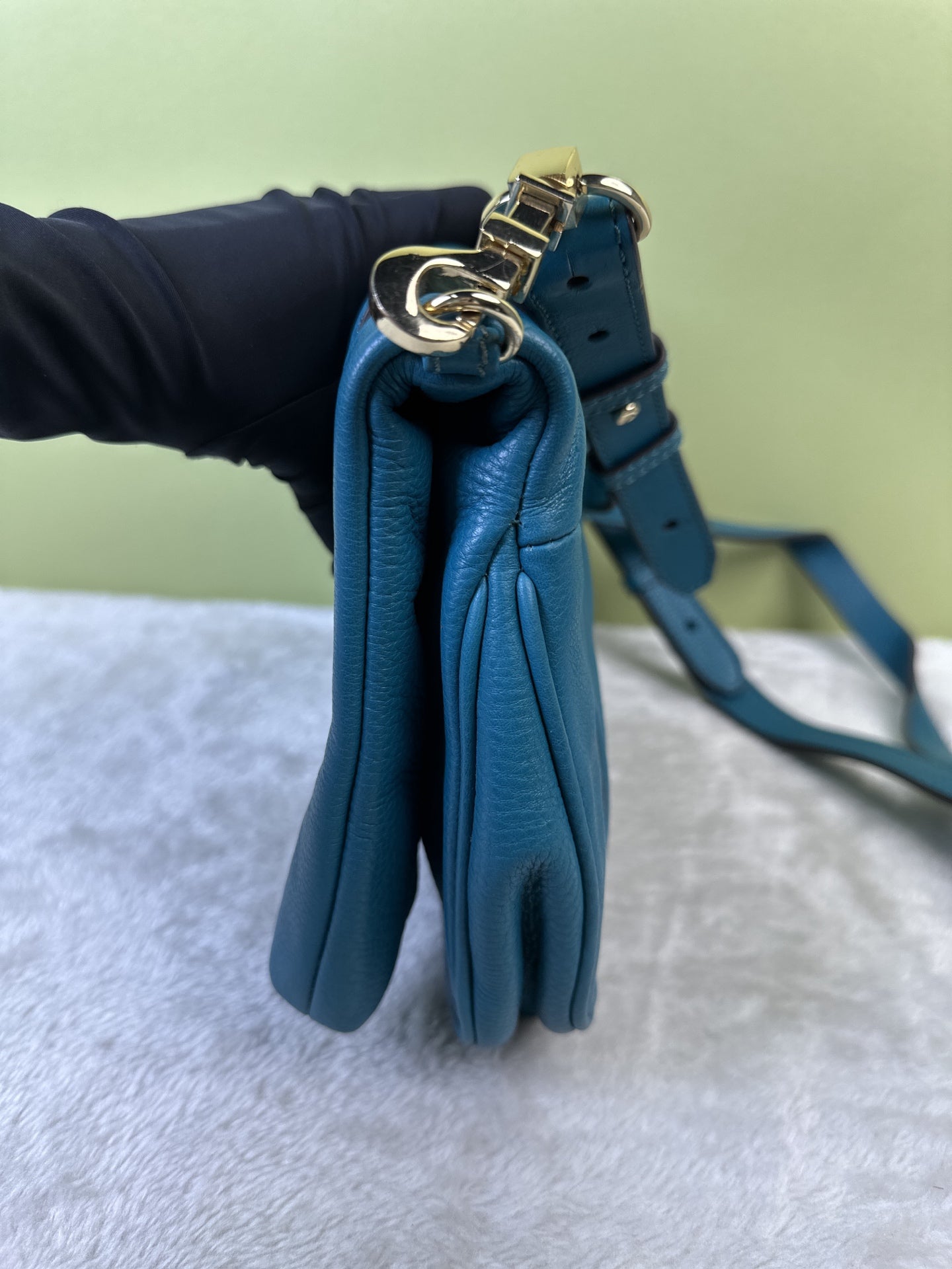 空白 Blue Crossbody