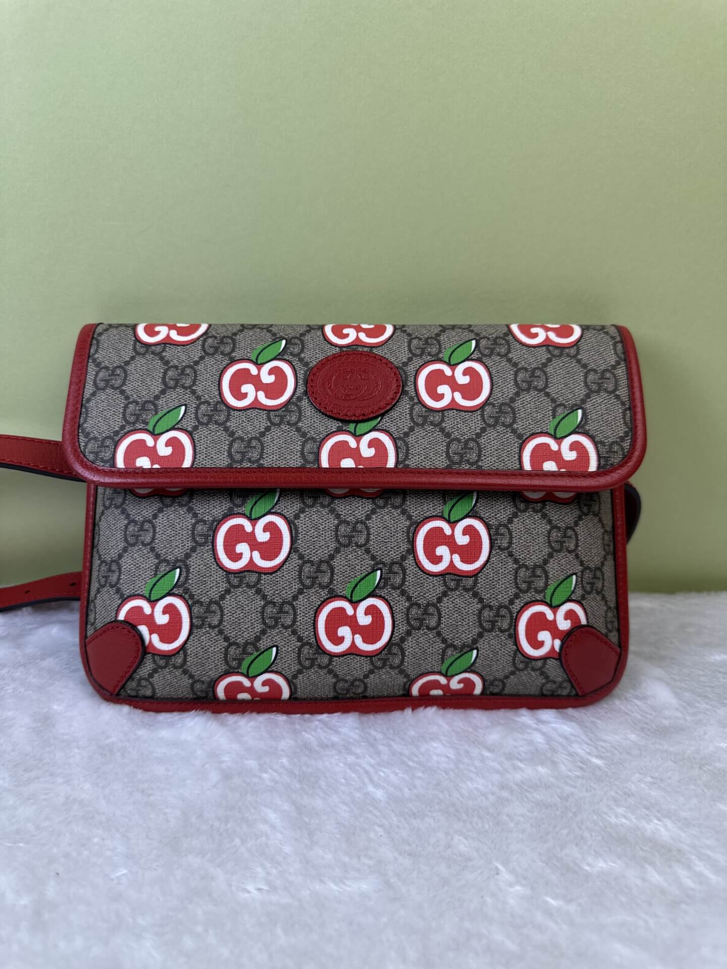 Gucci GG Supreme Belt Bag