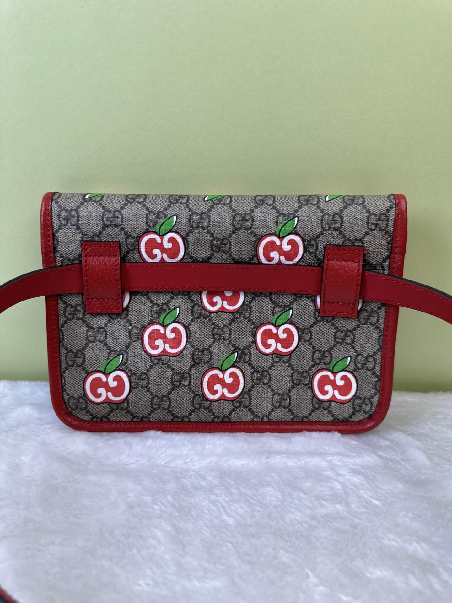 Gucci GG Supreme Belt Bag