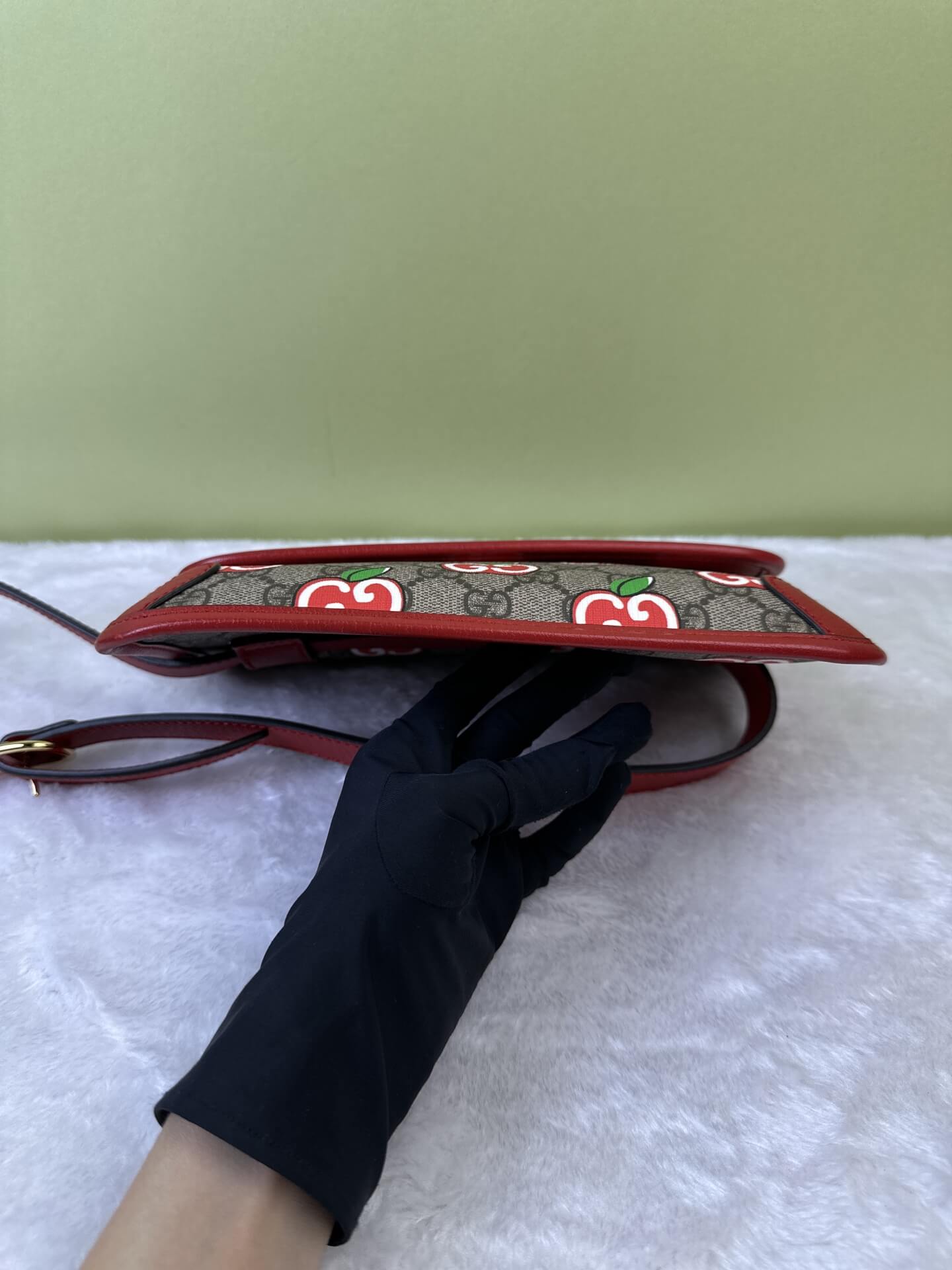 Gucci GG Supreme Belt Bag