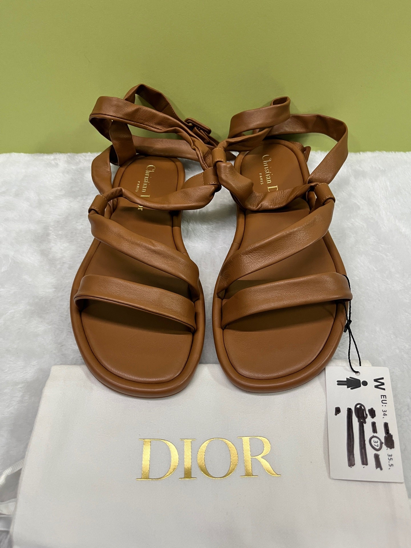 Dior