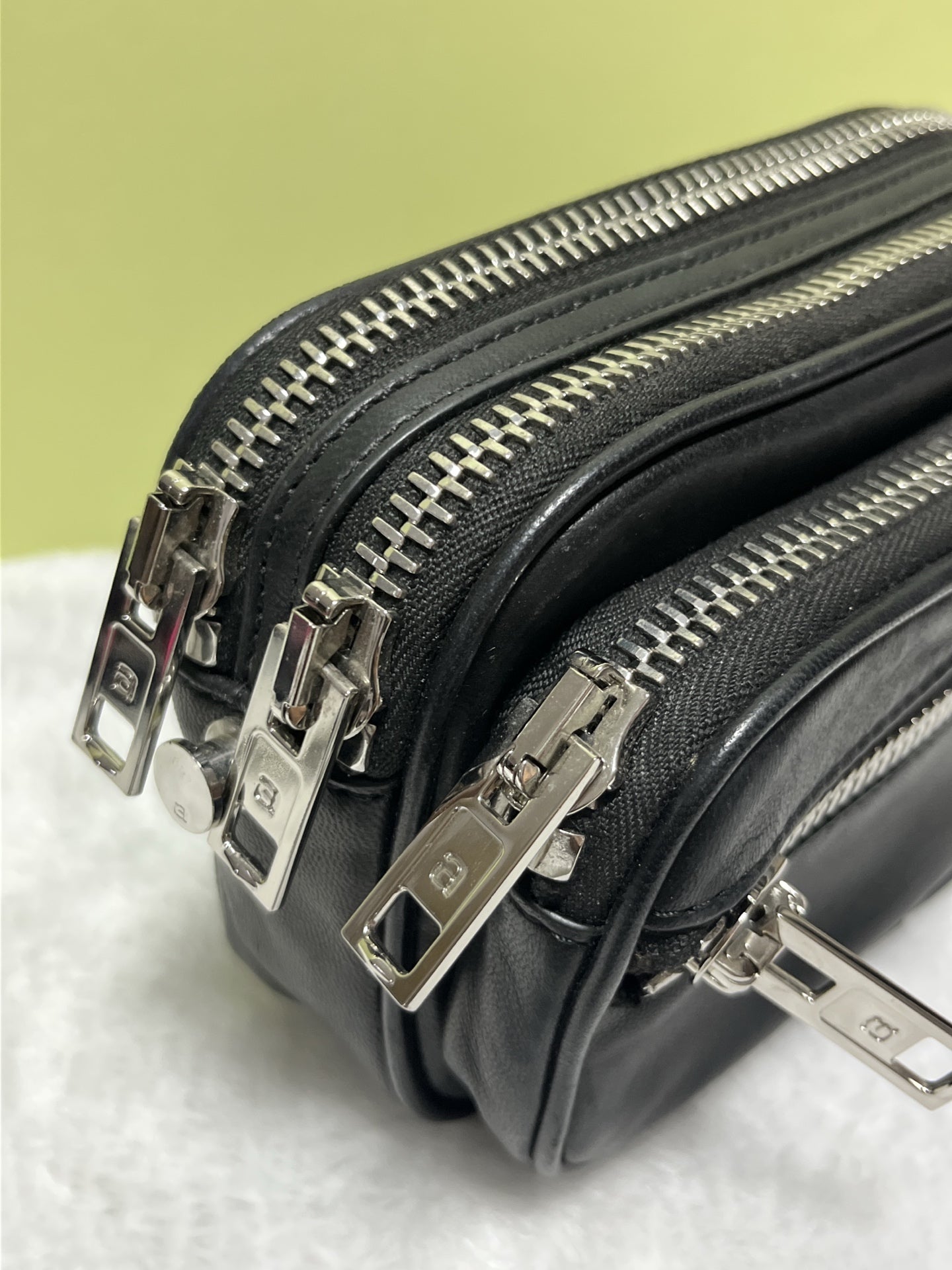 ALEXANDER WANG 亚历山大王 Black Belt Bag & Fanny Pack