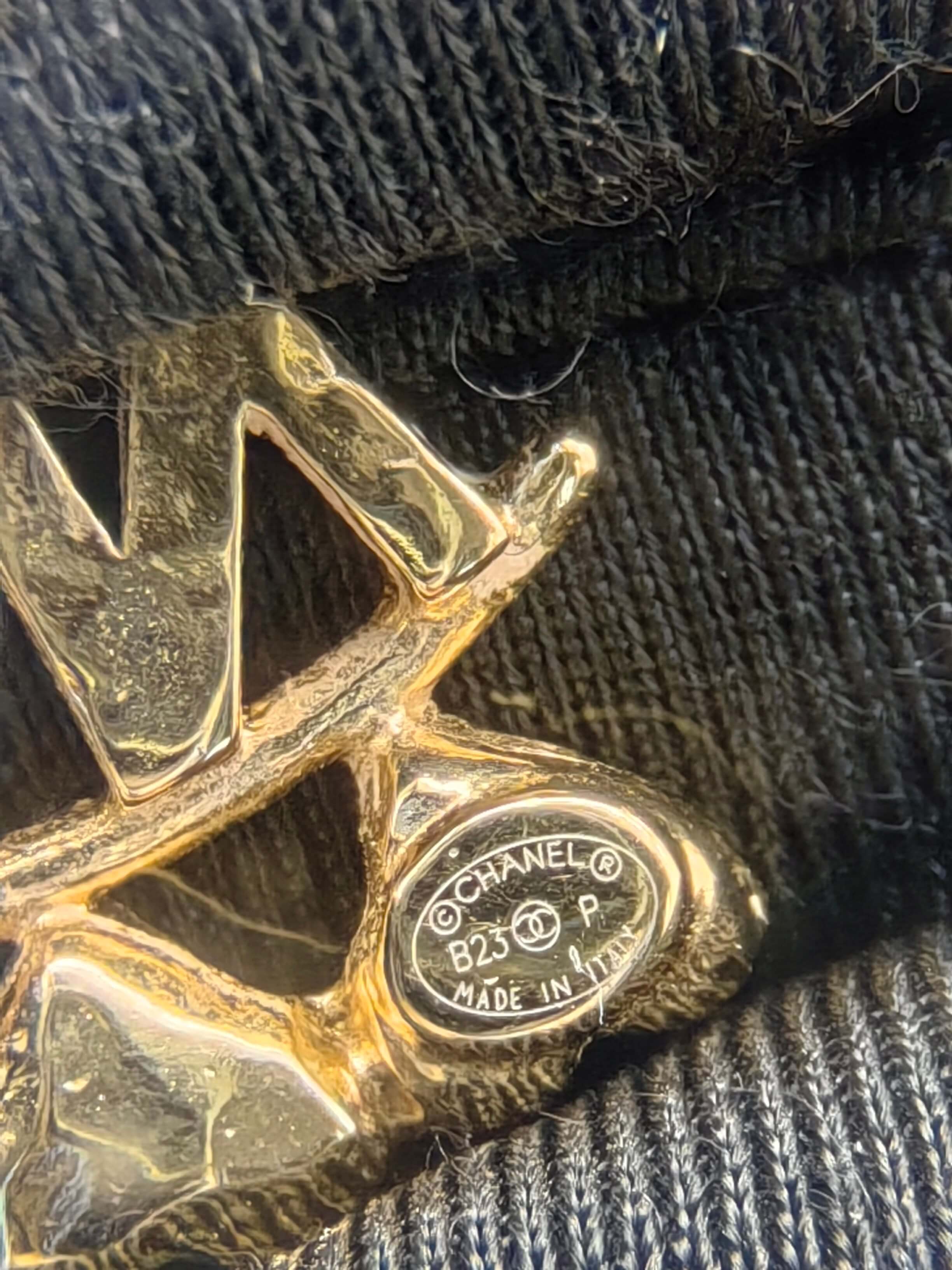 Chanel 23P Gold Earrings