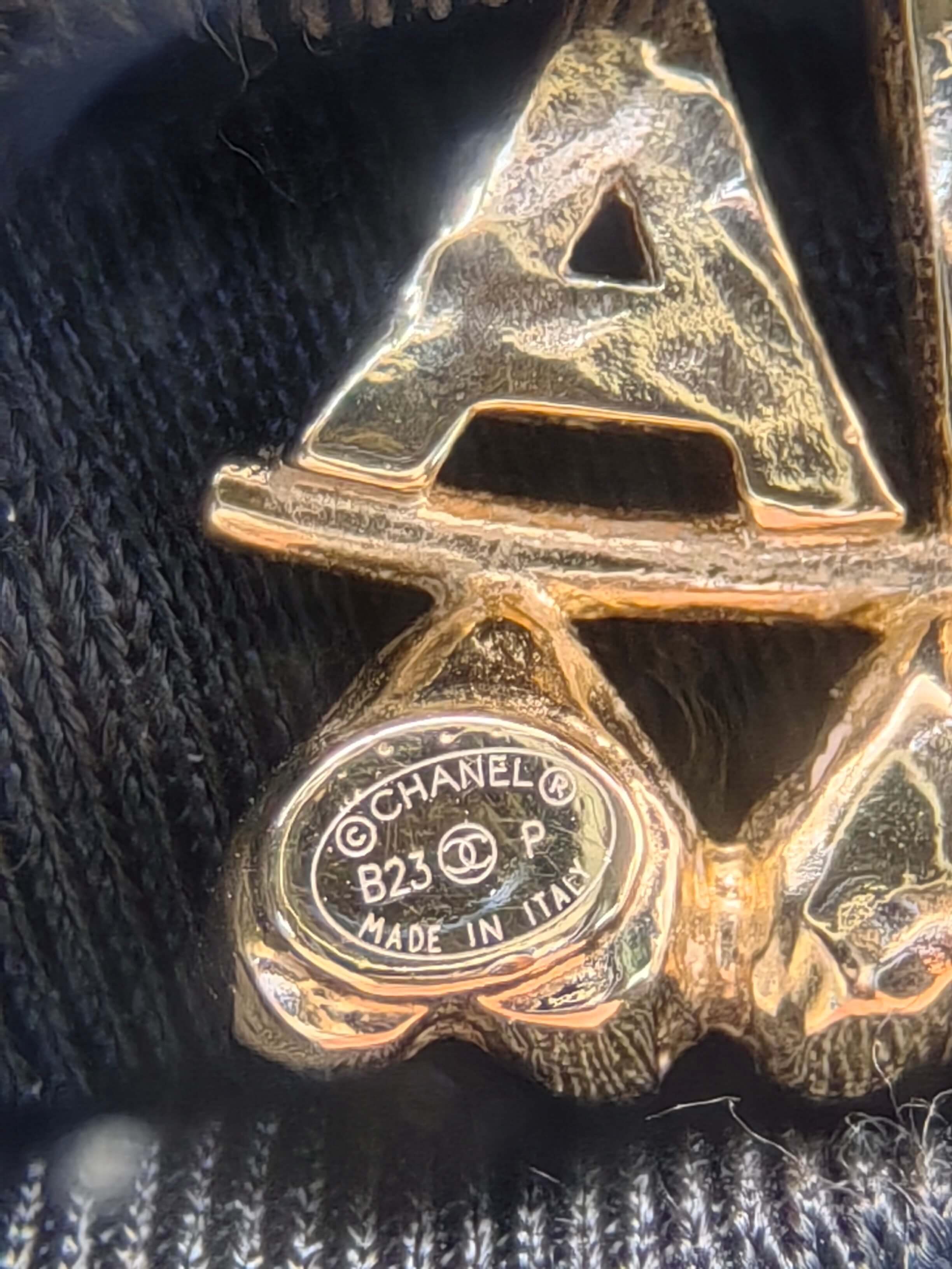 Chanel 23P Gold Earrings