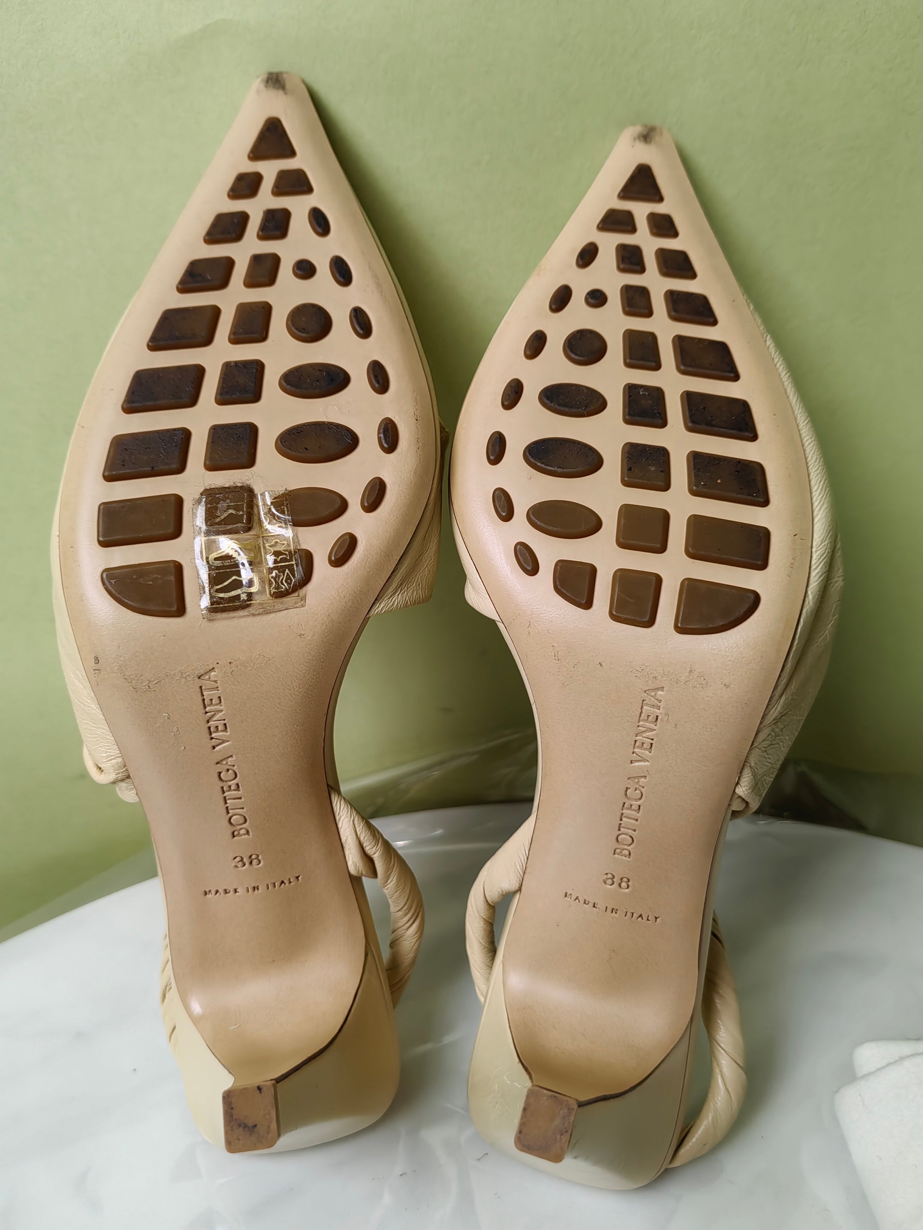 Bottega Veneta Beige