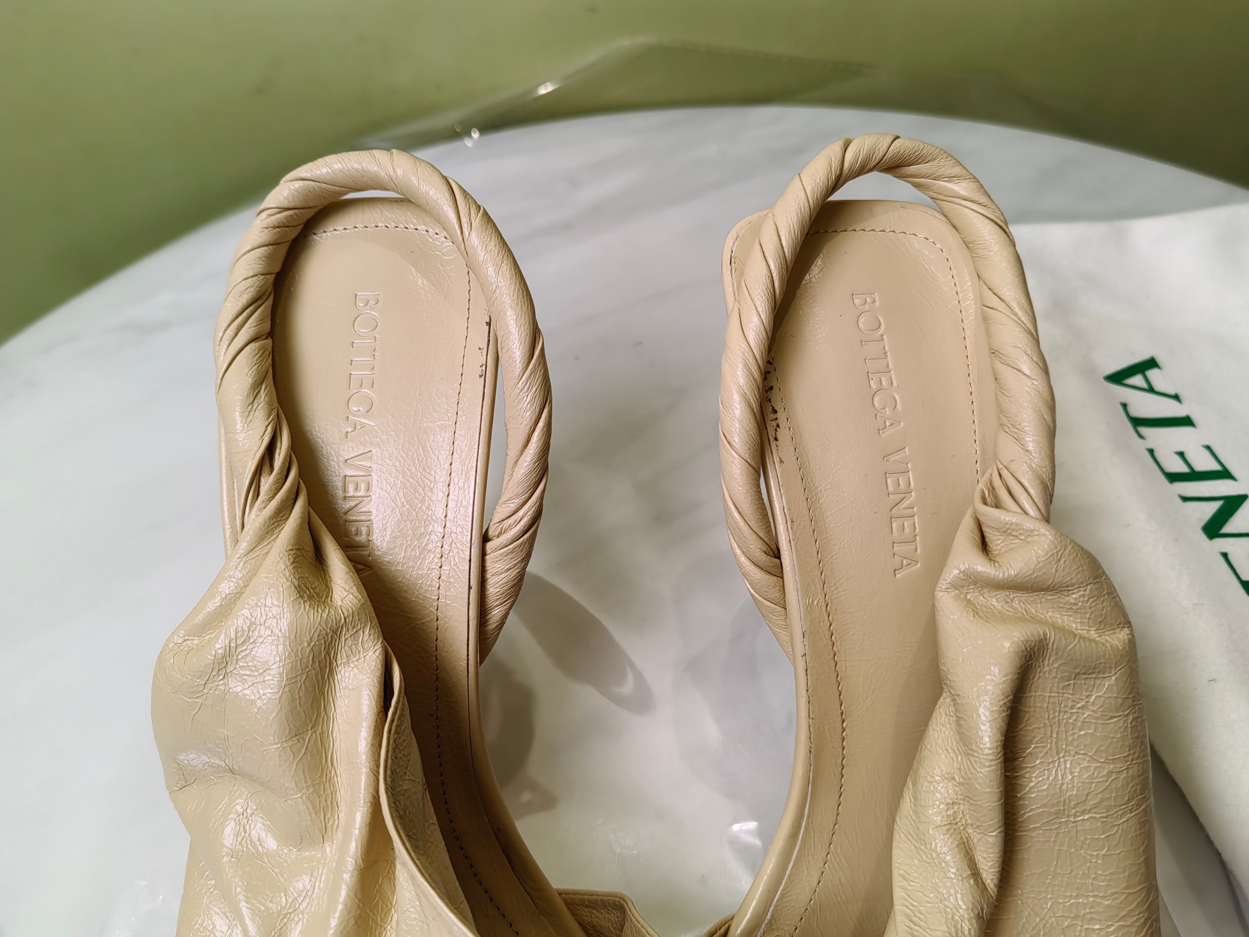 Bottega Veneta Beige