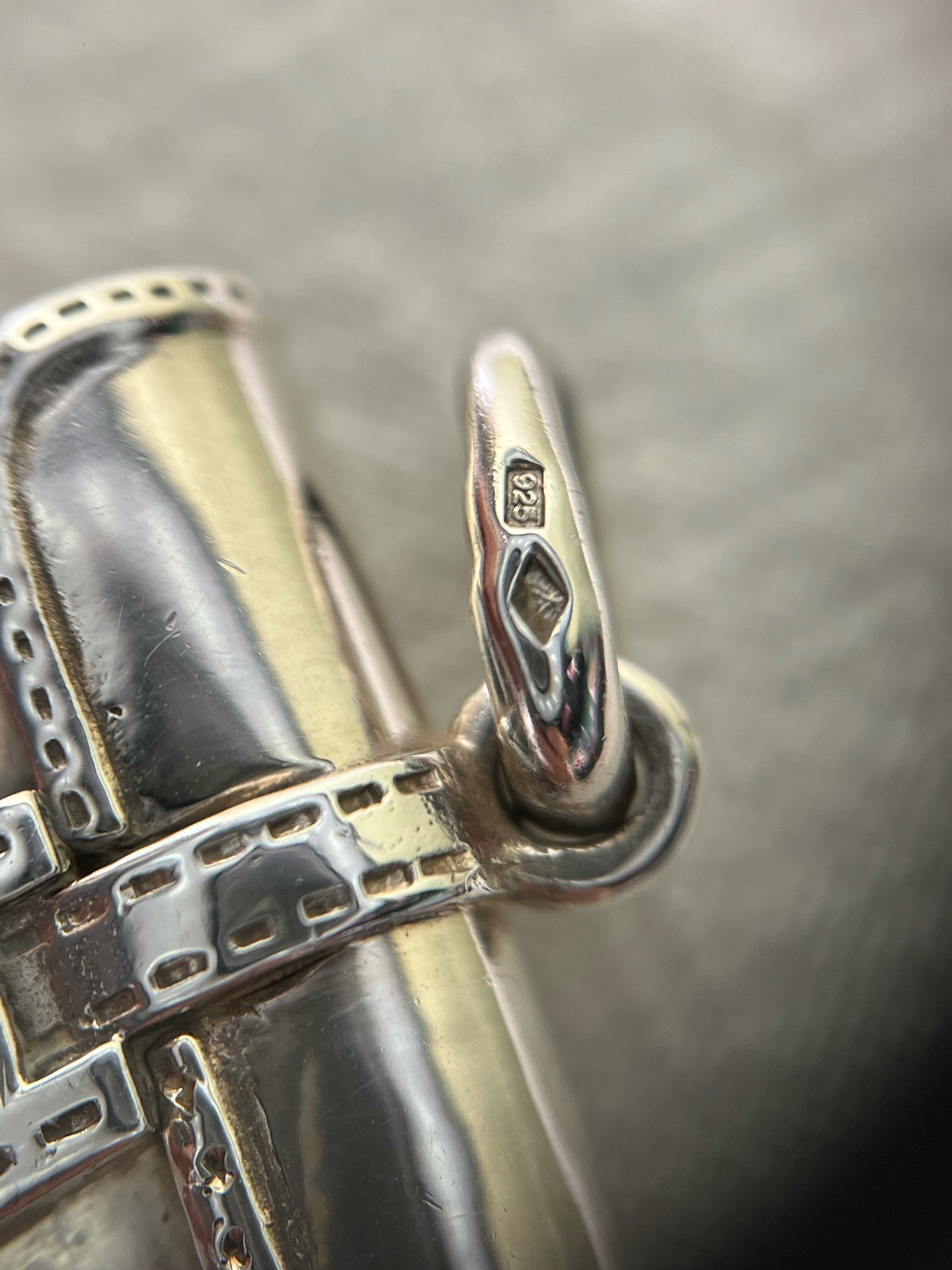 Hermes Pendant