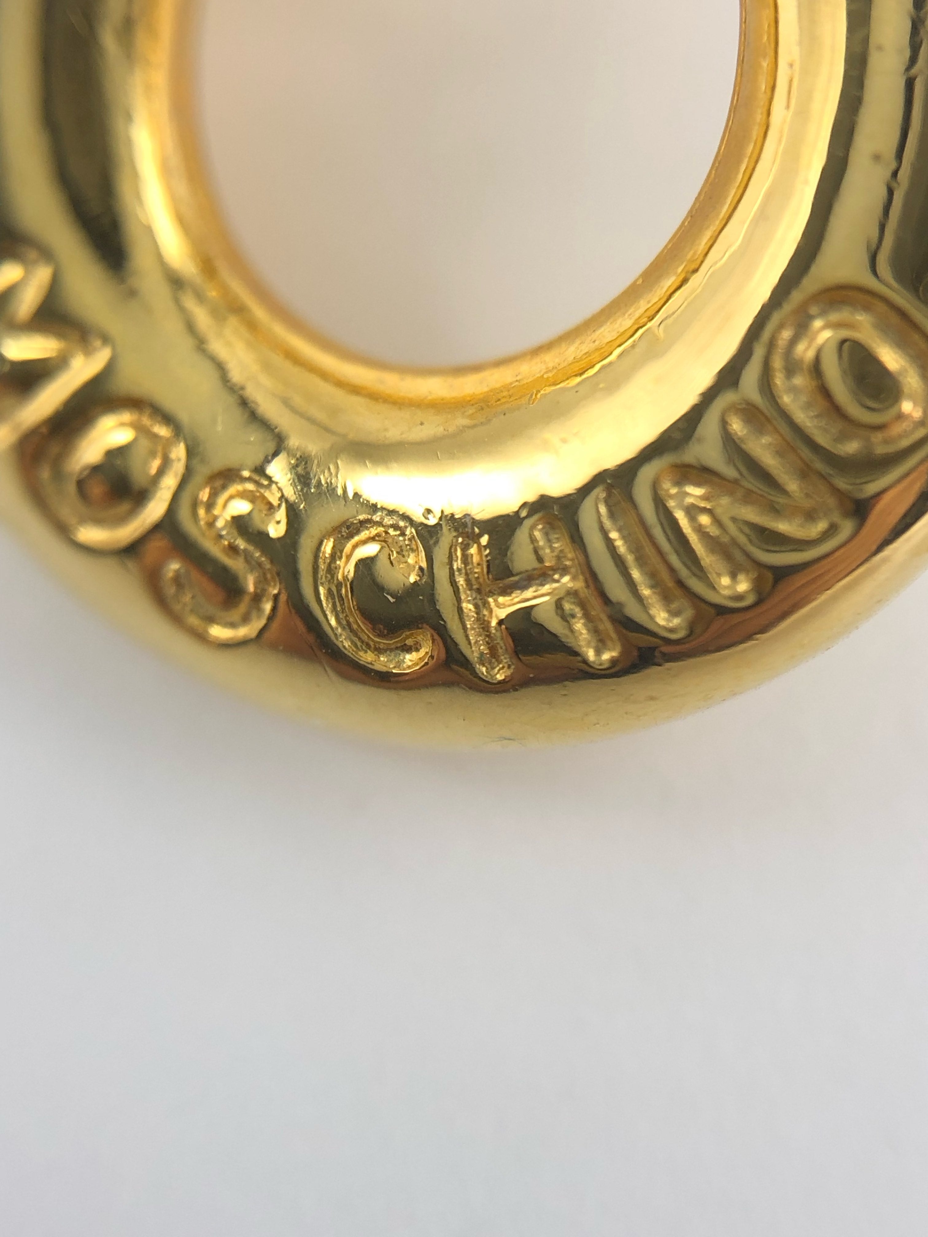 MOSCHINO