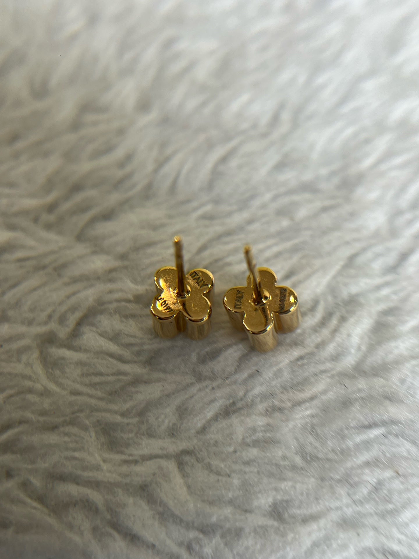 Louis Vuitton Gold