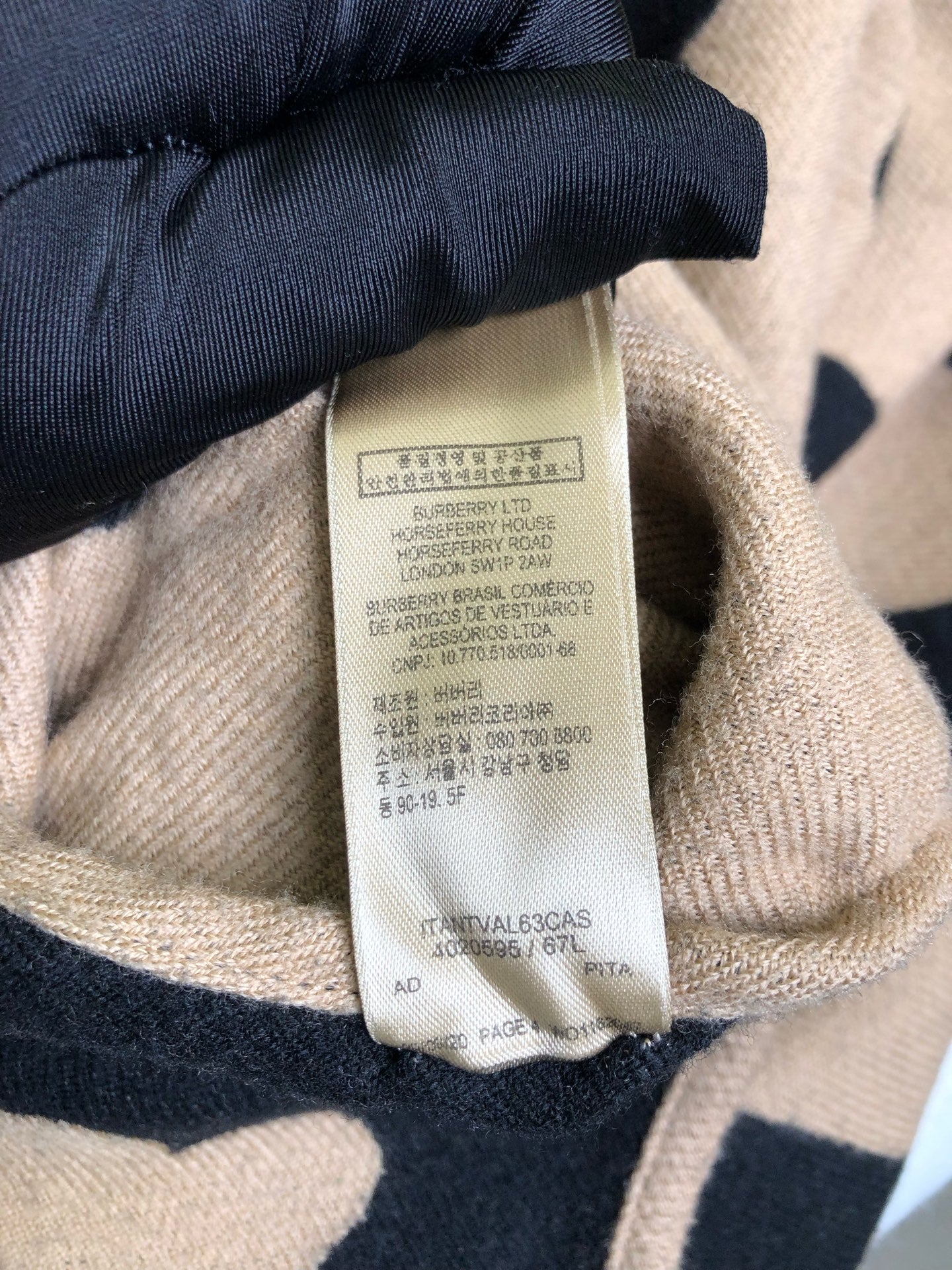 Burberry Black Cape / Stole