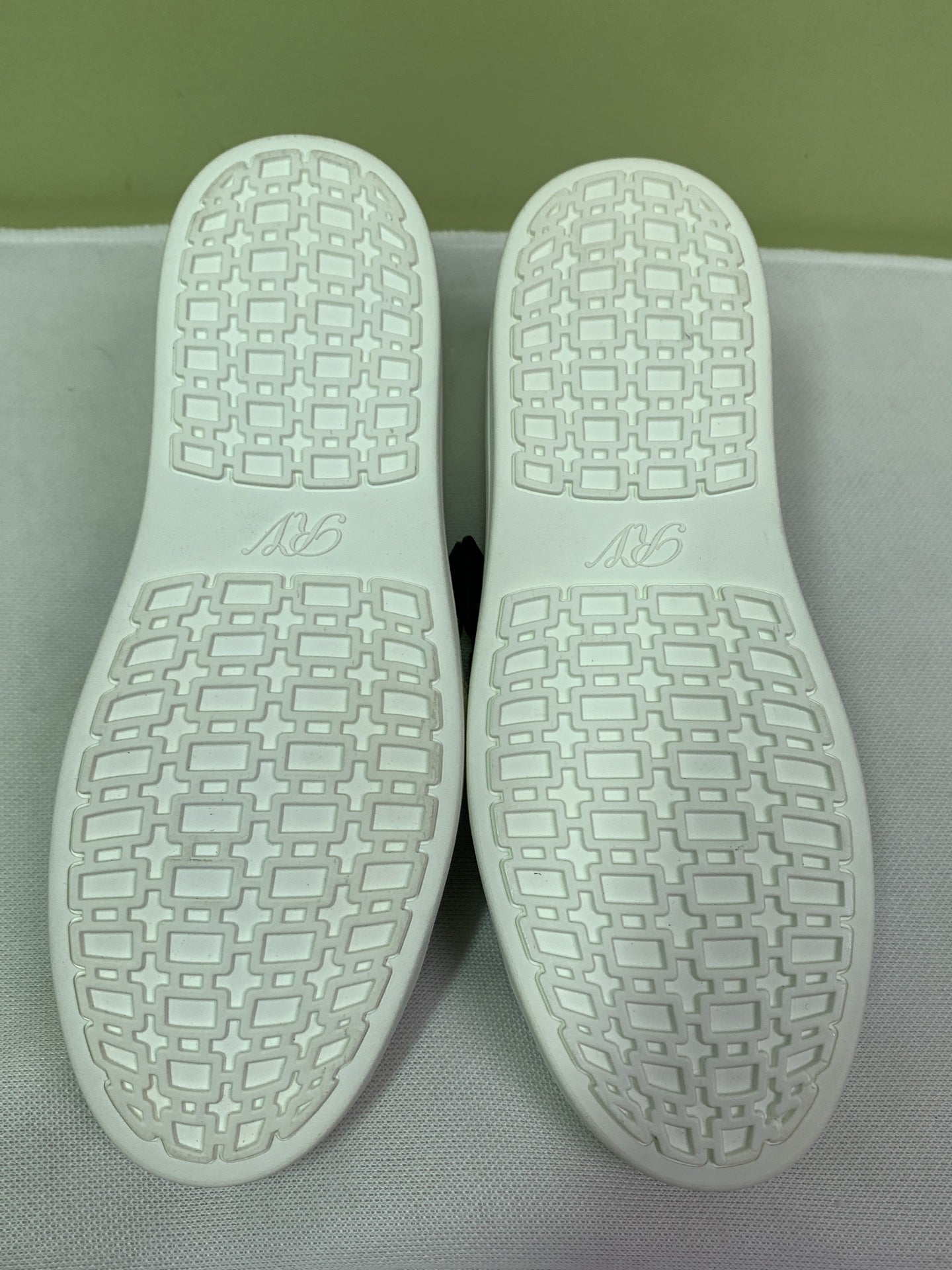 Roger Vivier Black Lifestyle sneakers