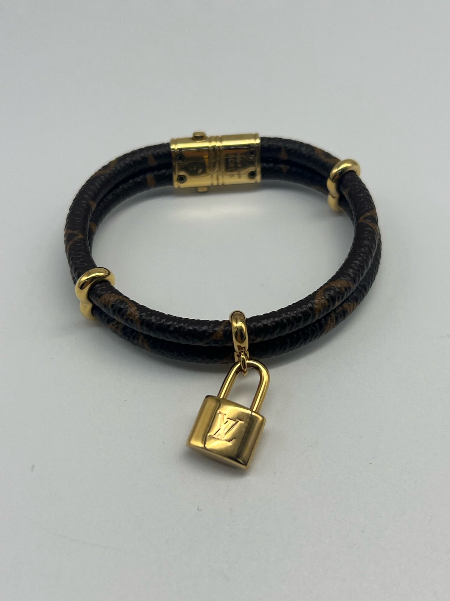 Louis Vuitton Gold Bangle