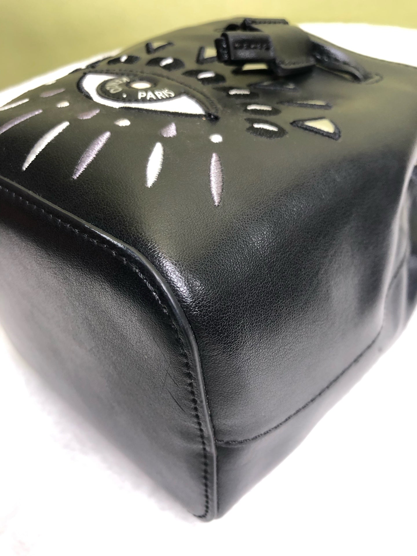 KENZO/肯佐 Black Bucket & Drawstring Bag