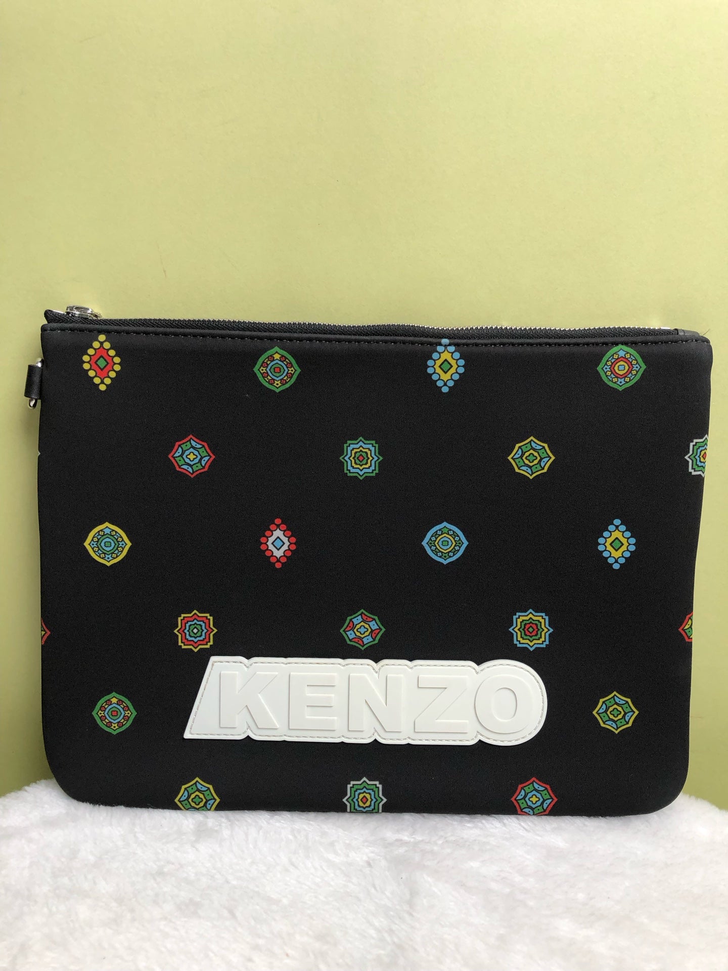KENZO/肯佐 Black Clutch