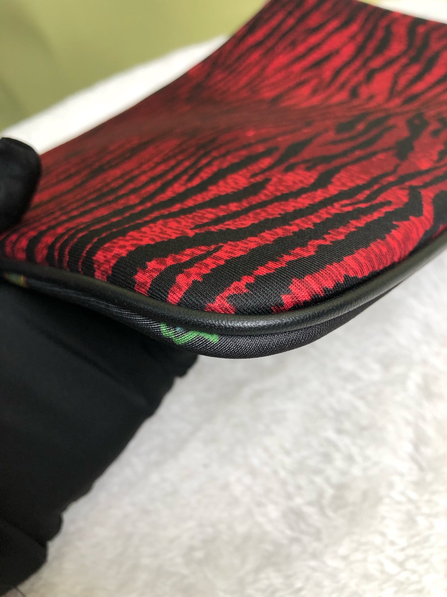 KENZO/肯佐 Black Clutch