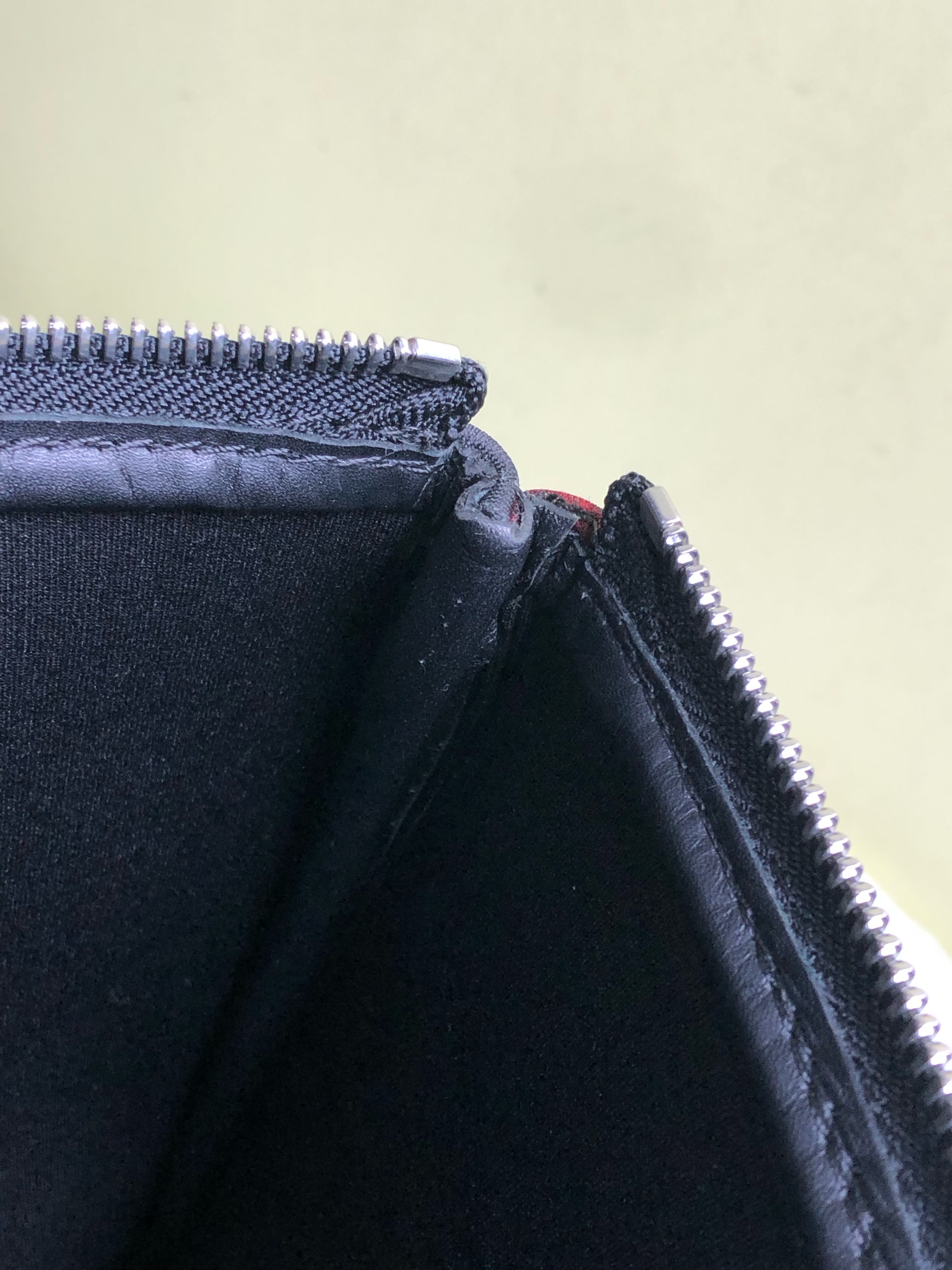 KENZO/肯佐 Black Clutch
