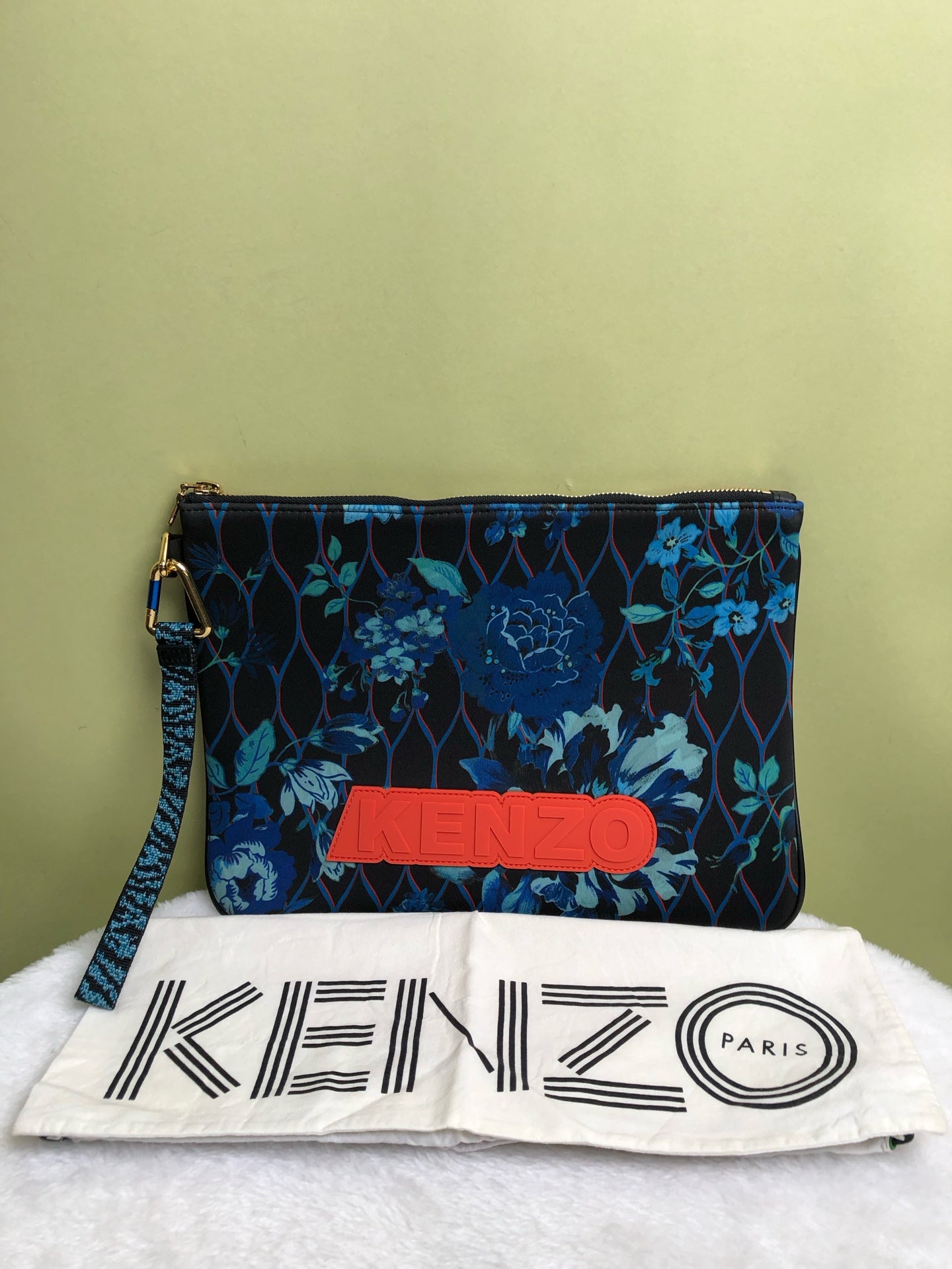 KENZO/肯佐 Multicolor Clutch