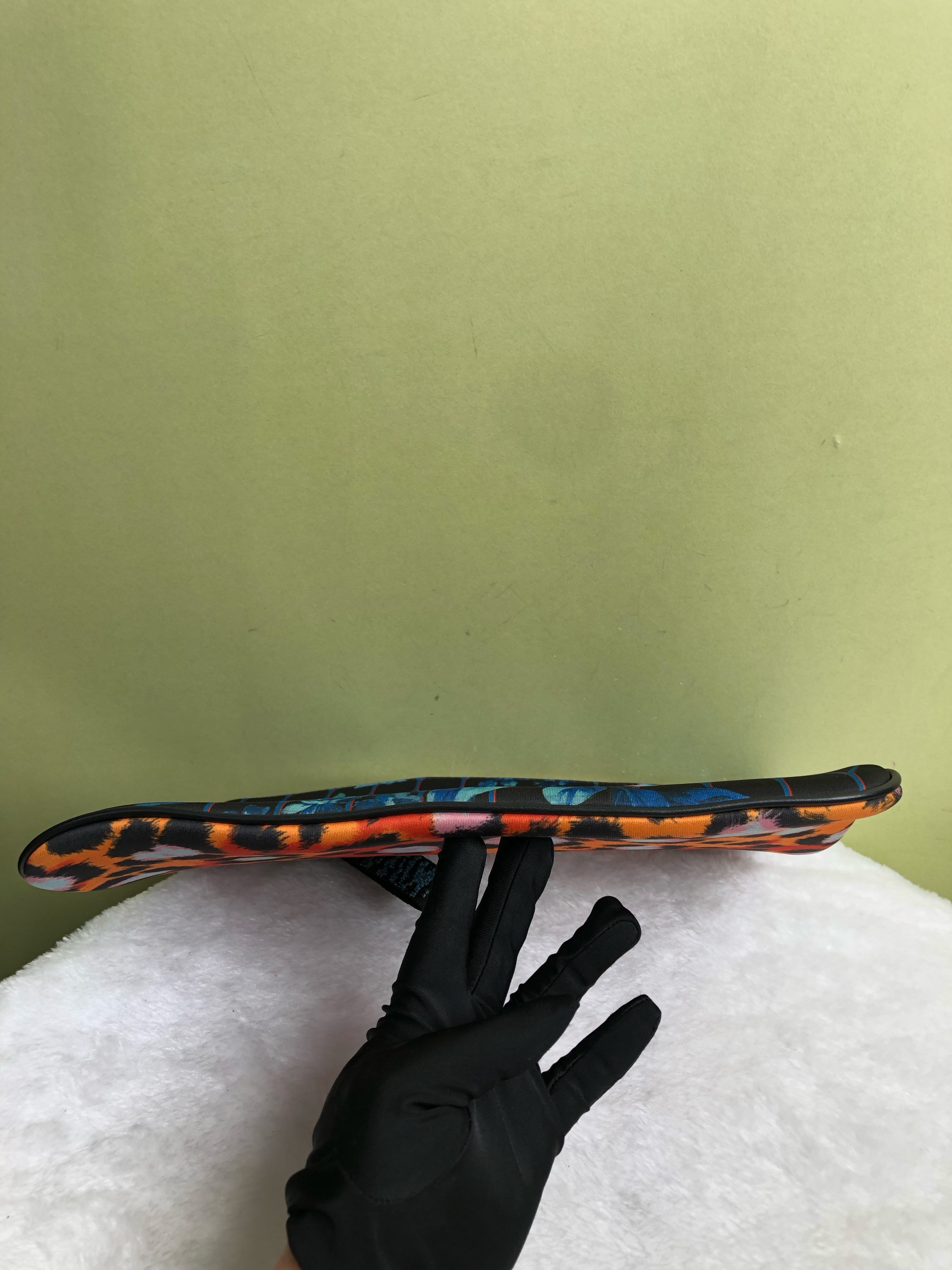 KENZO/肯佐 Multicolor Clutch