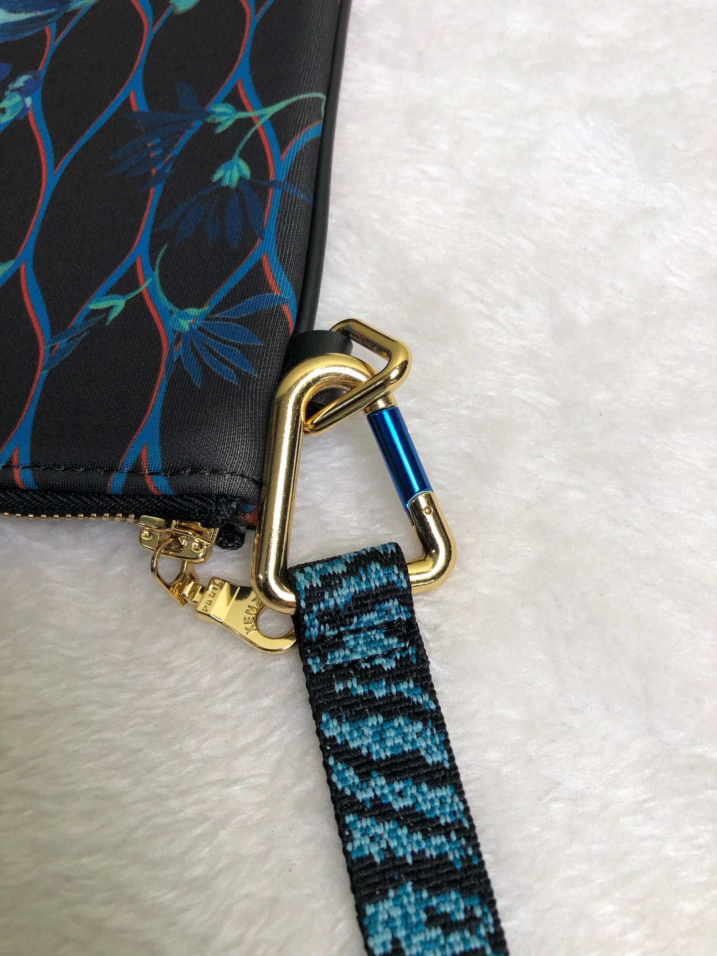 KENZO/肯佐 Multicolor Clutch