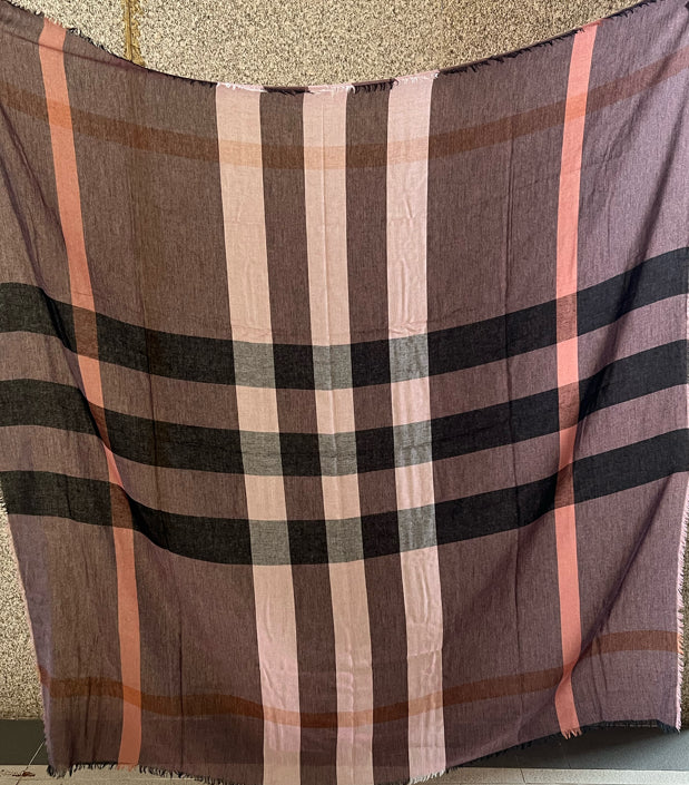 Burberry Cape / Stole
